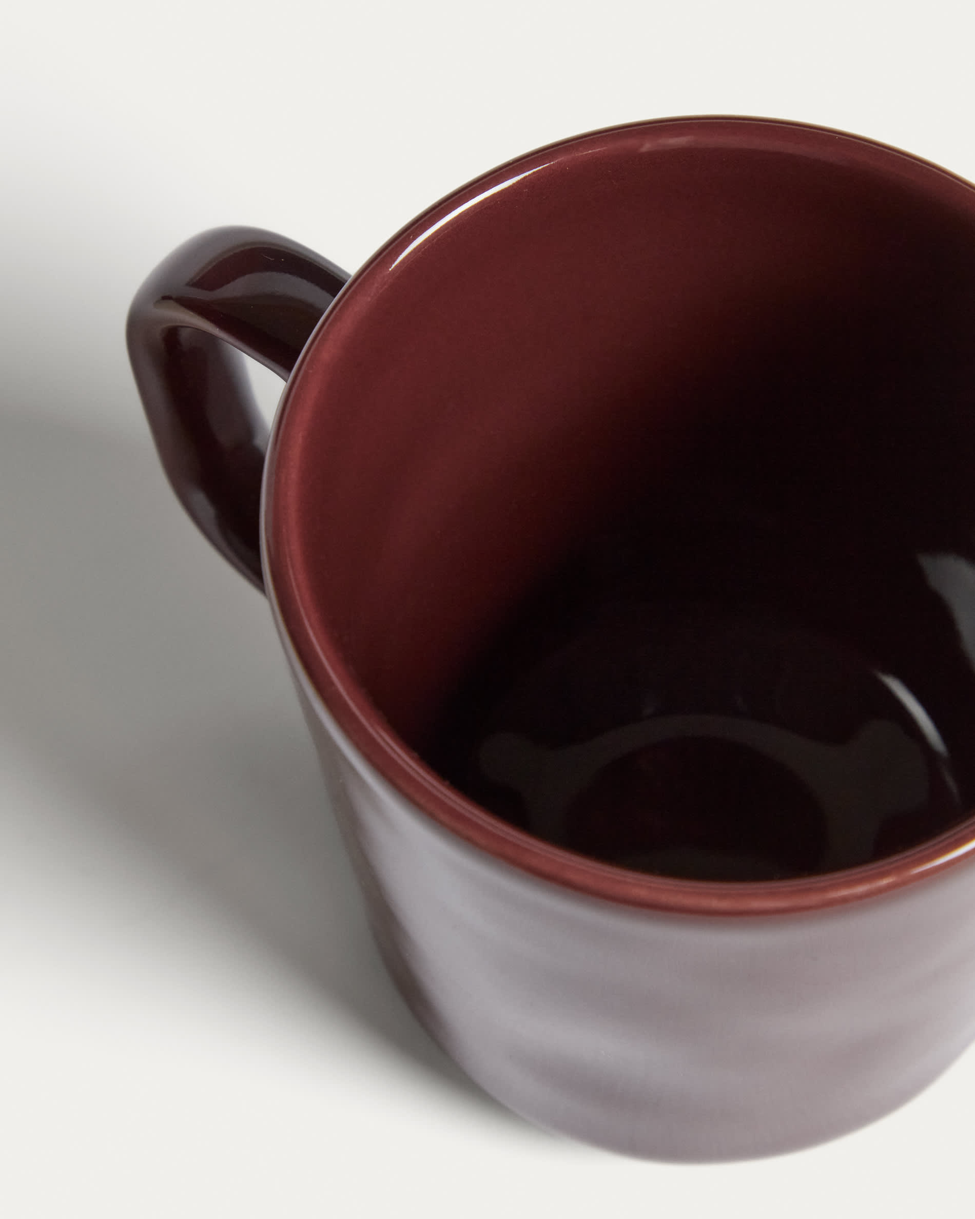 Daner burgundy ceramic mug