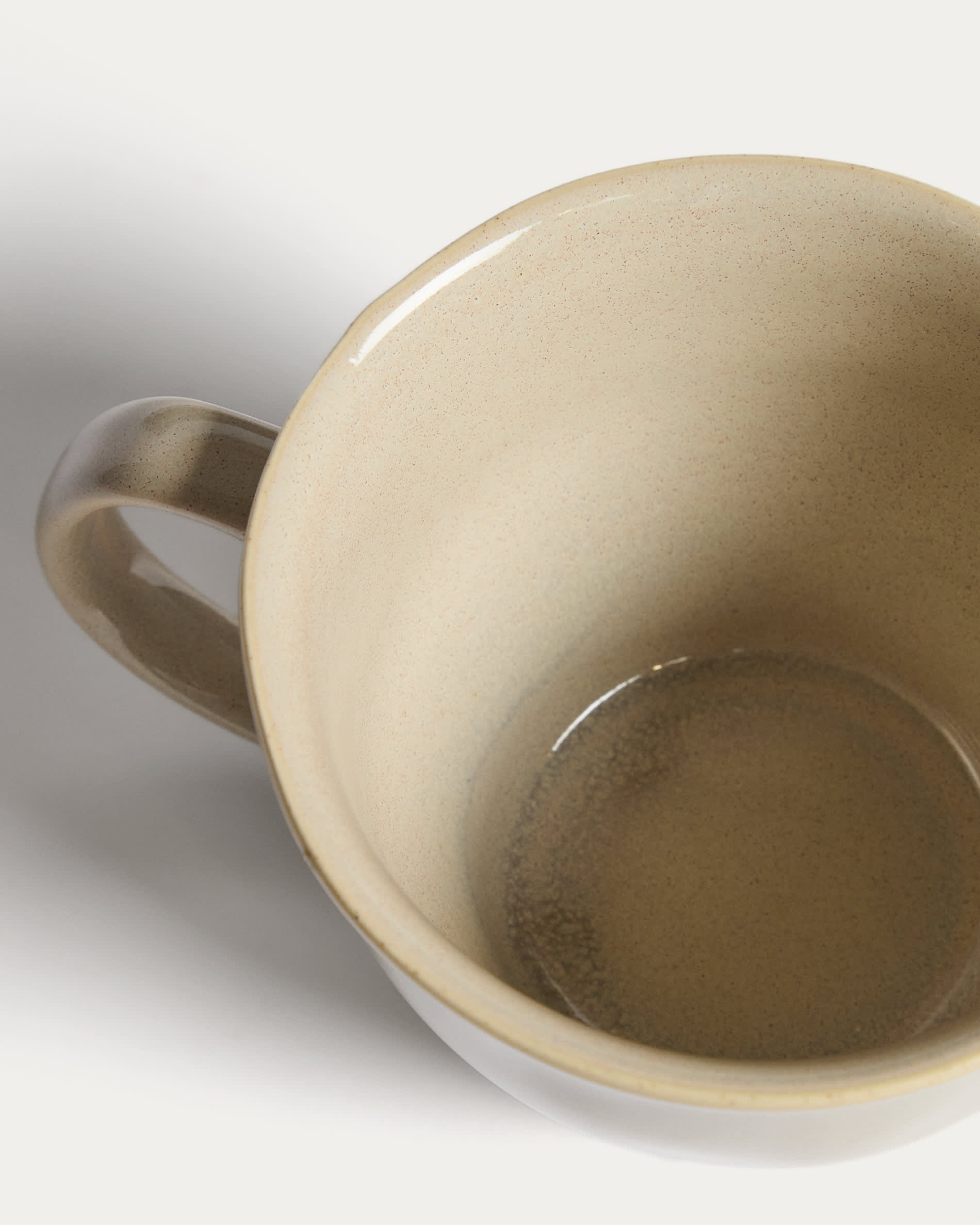 Aderno ivory ceramic mug
