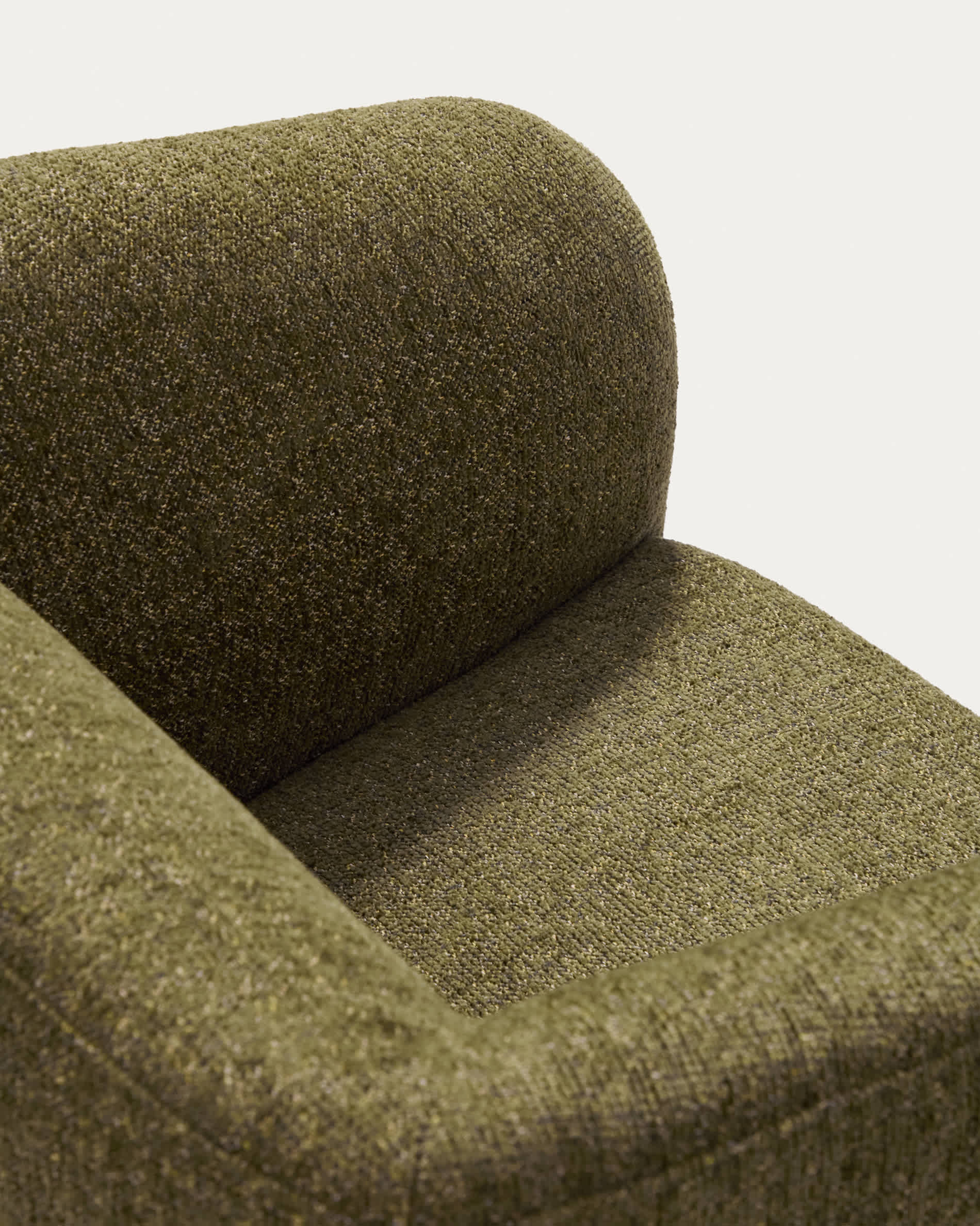 Milare armchair in olive green chenille 73 cm FSC 100%