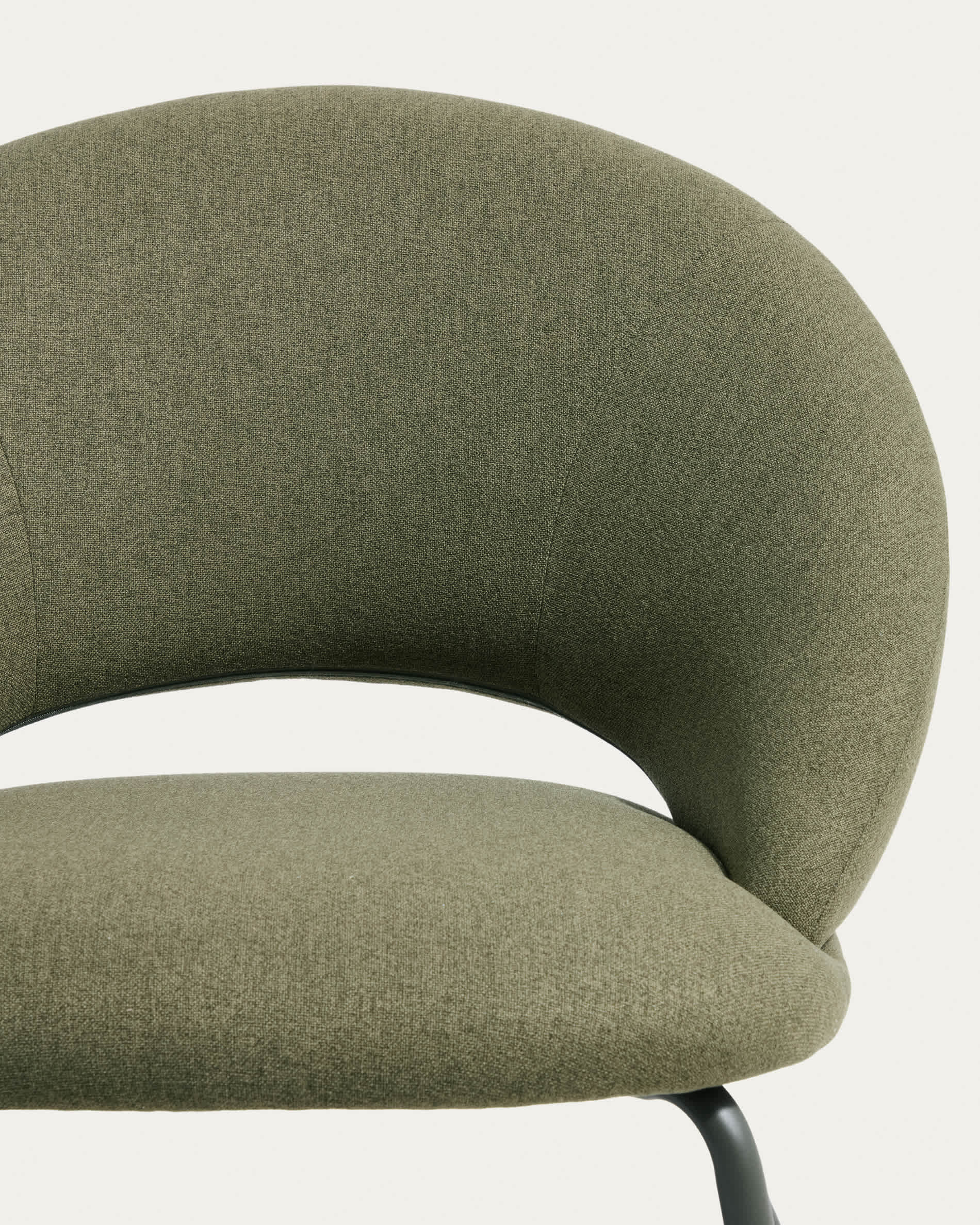 Bonali armchair in green chenille with green metal legs FSC Mix Credit
