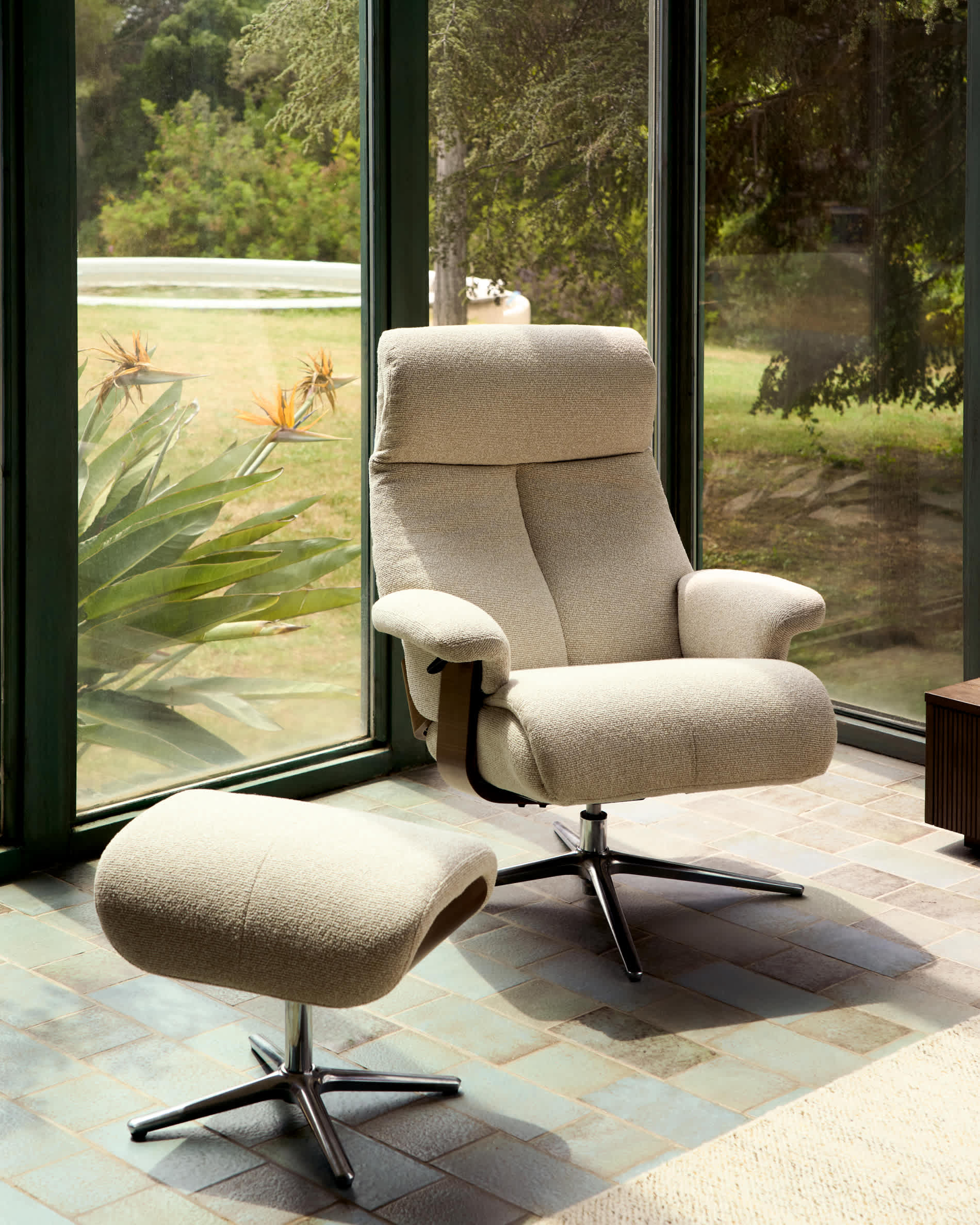 Toriel beige micro bouclé reclining swivel armchair with footrest and aluminium legs FSC Mix Credit