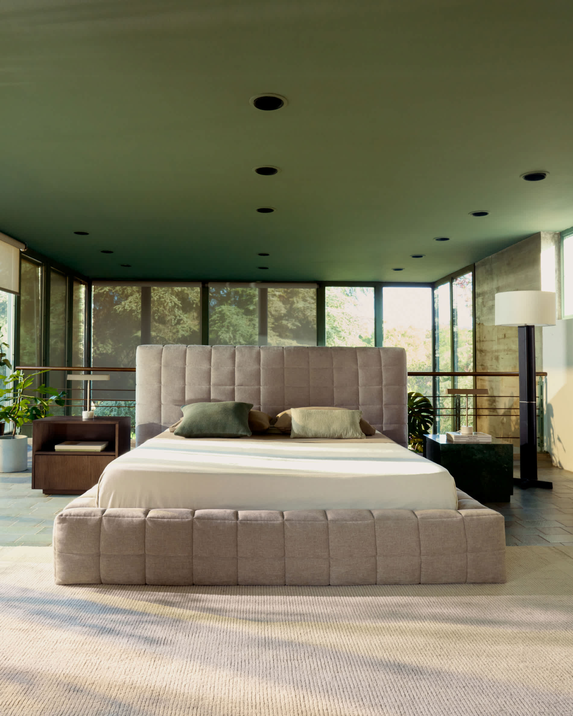 Luiana bed in beige chenille with removable covers for 180 x 200 cm mattress