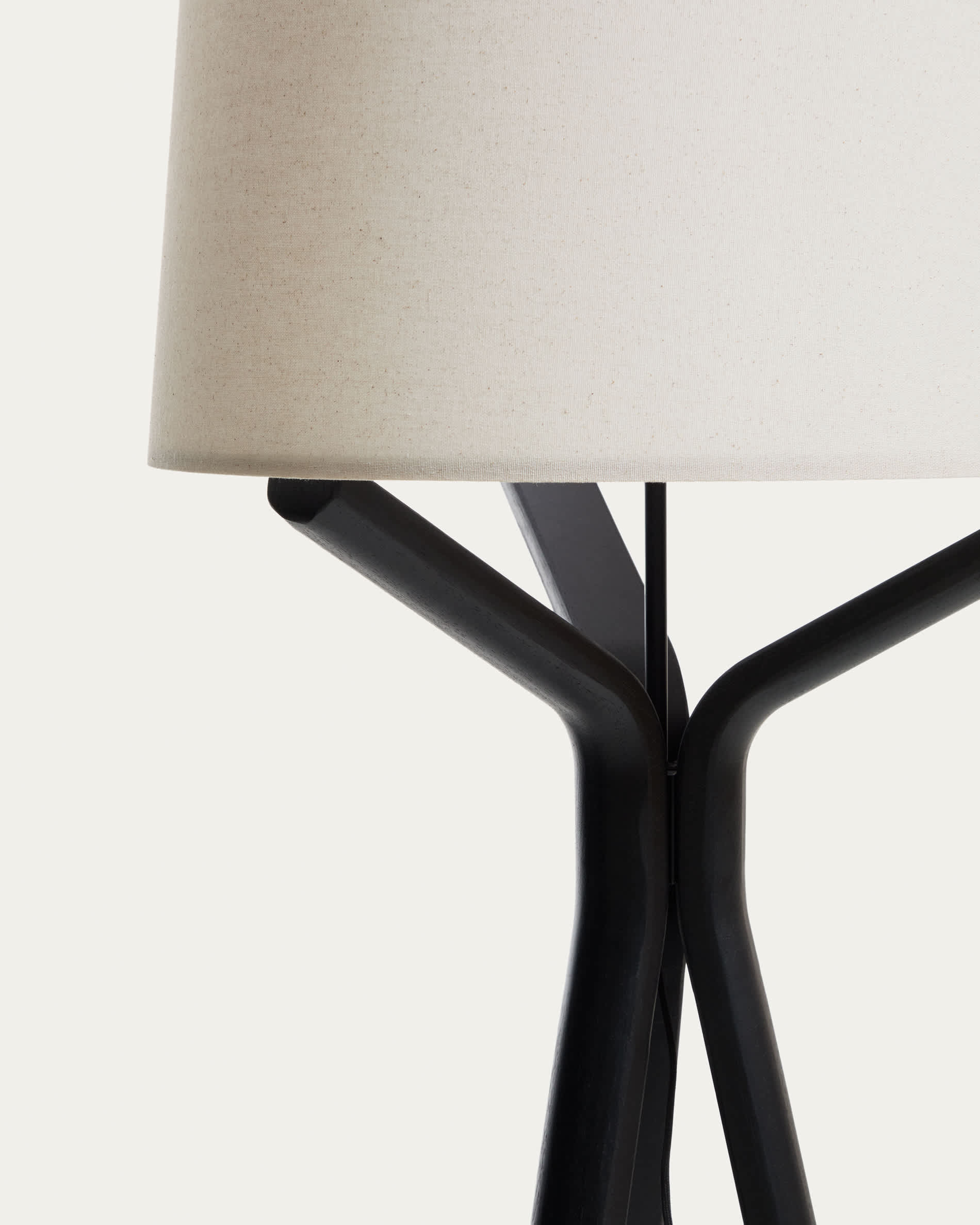 Ubira oak wood floor lamp with black finish and linen lampshade