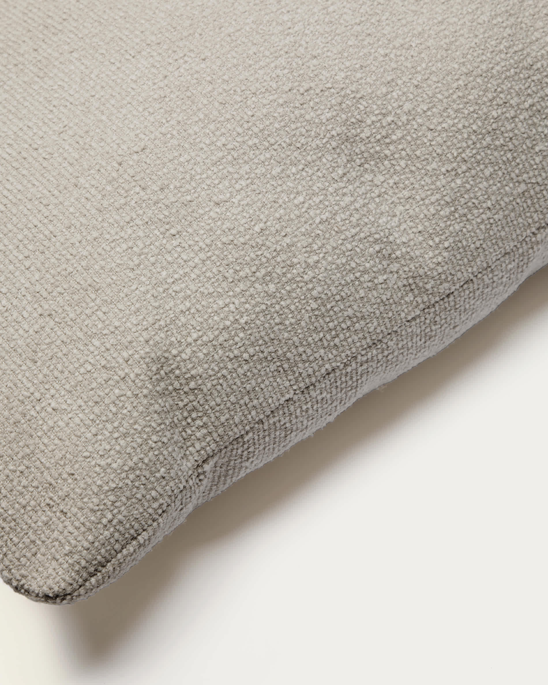 Martina fire-retardant stone-coloured chenille cushion 52 x 52 cm
