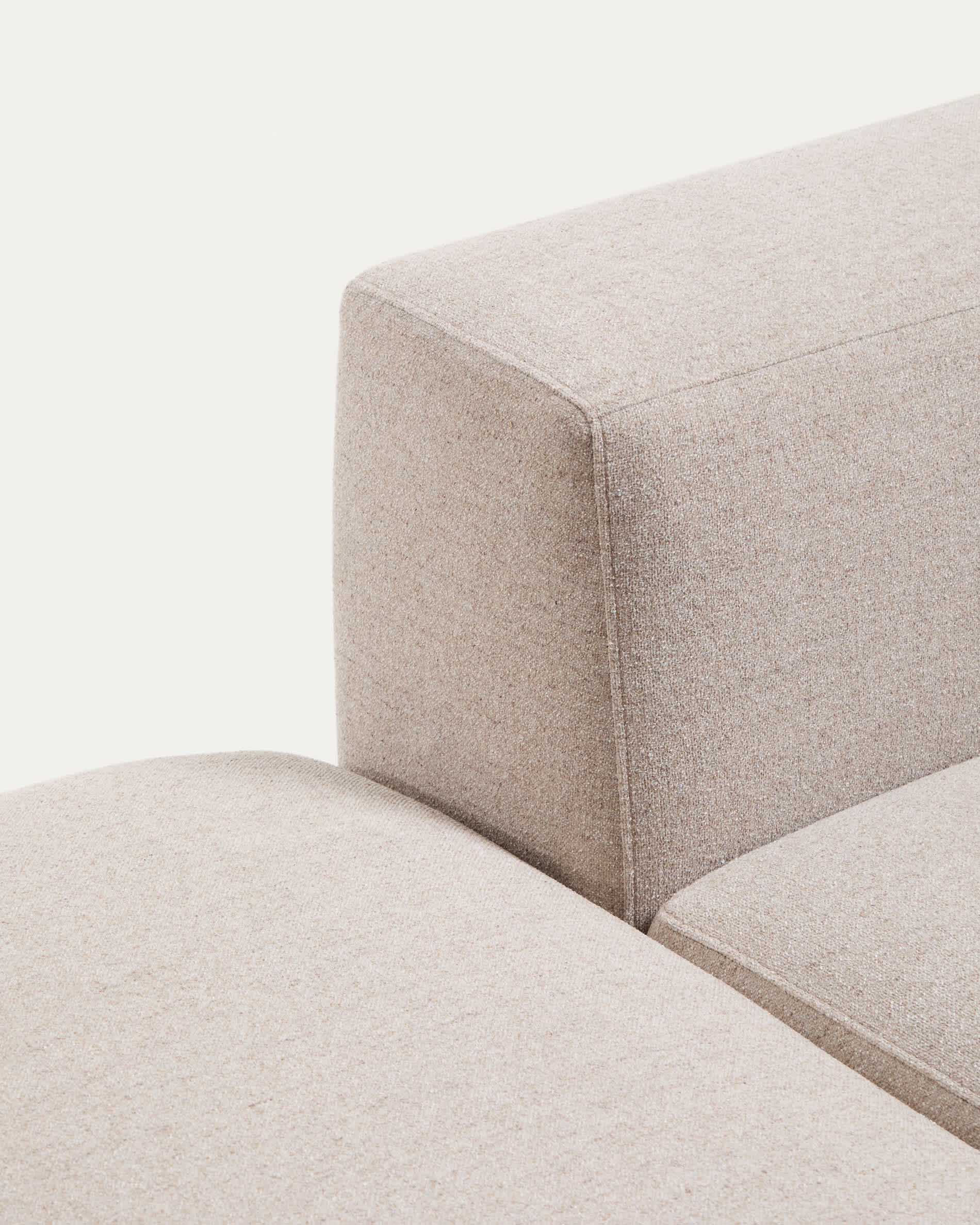 Blok 3-seater sofa with right armrest and end pouffe in beige chenille 270cm FSC Mix Credit