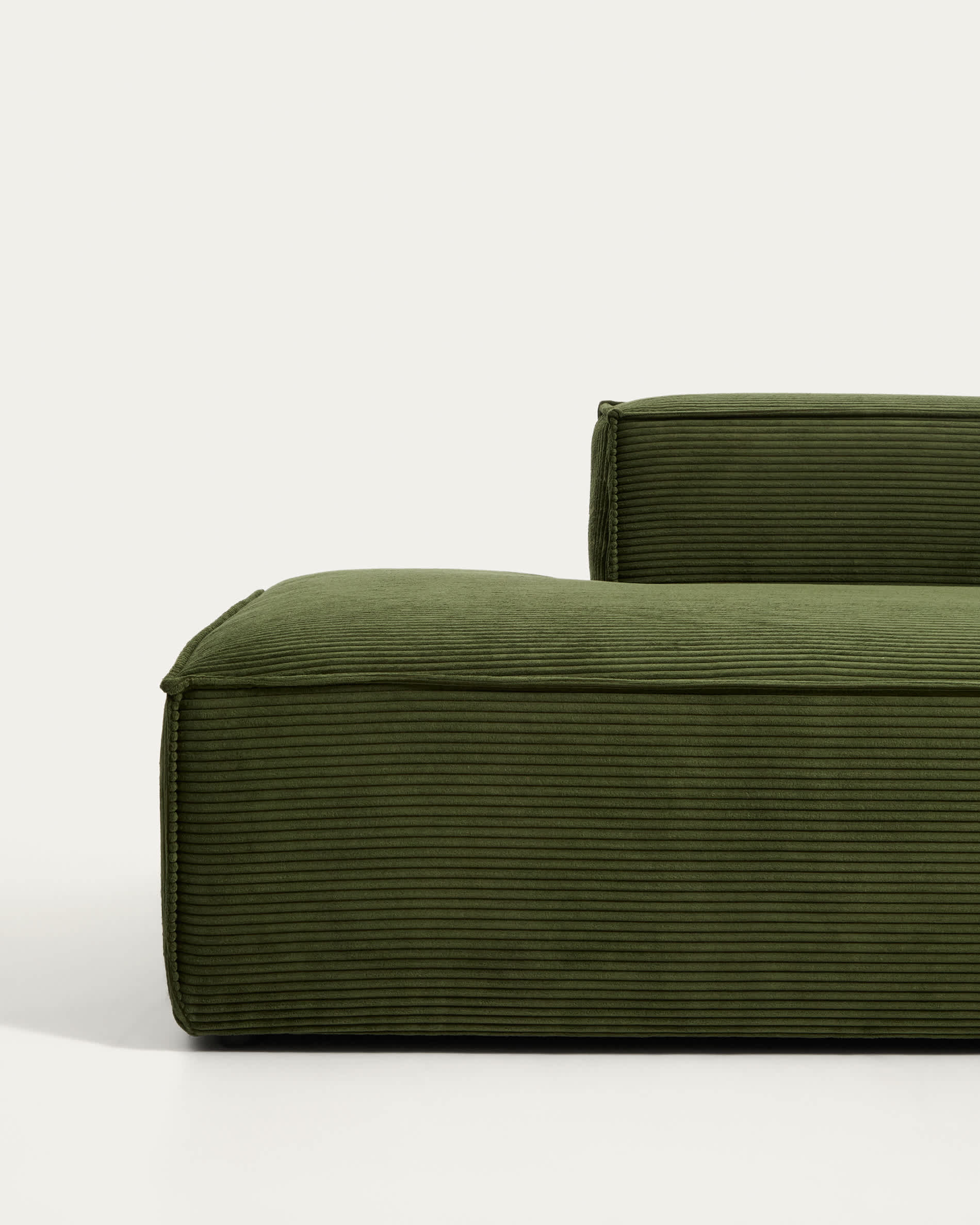 Blok 3-seater sofa in green thick corduroy 290cm FSC Mix Credit
