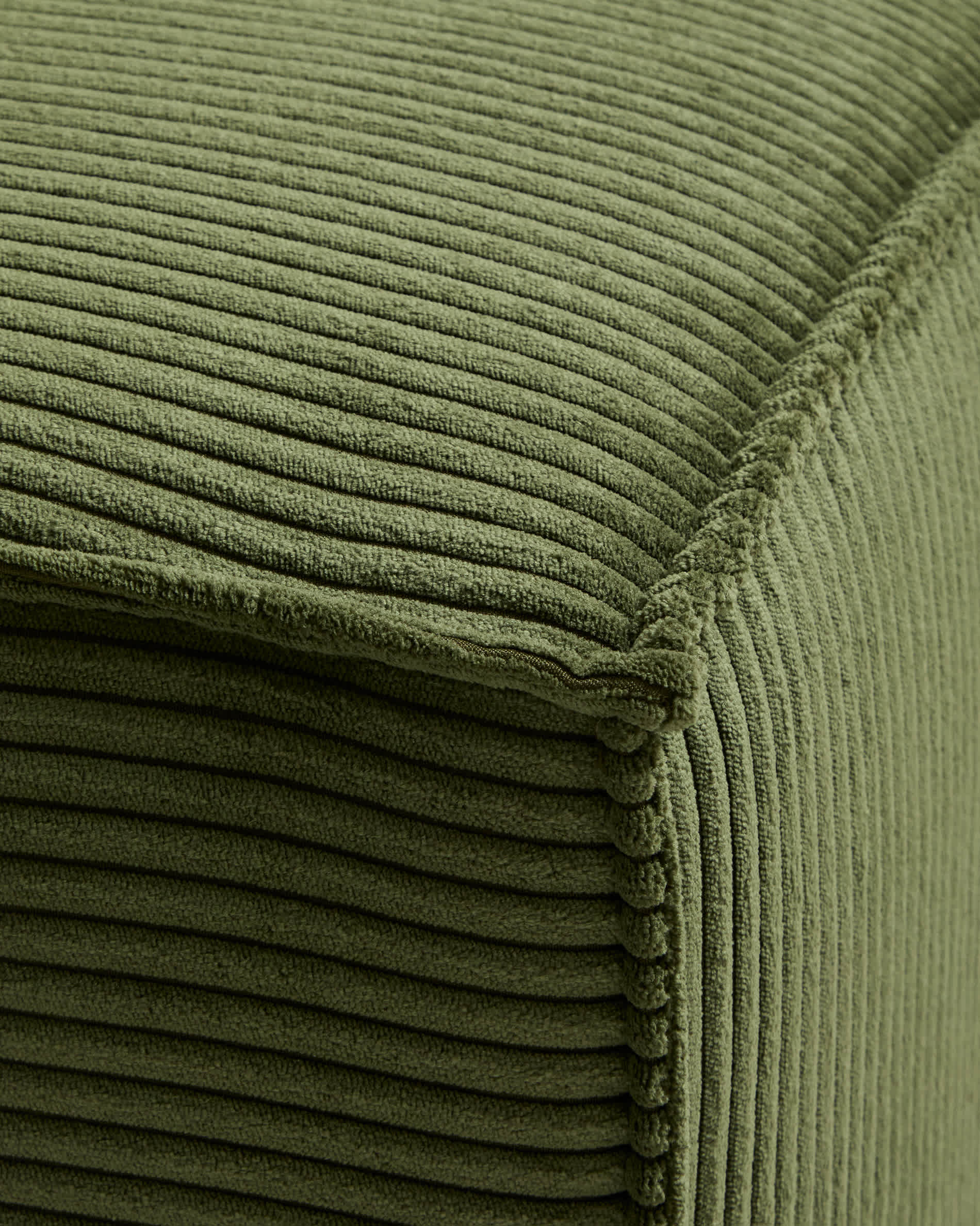 Blok green corduroy end pouffe 90x104cm FSC Mix Credit