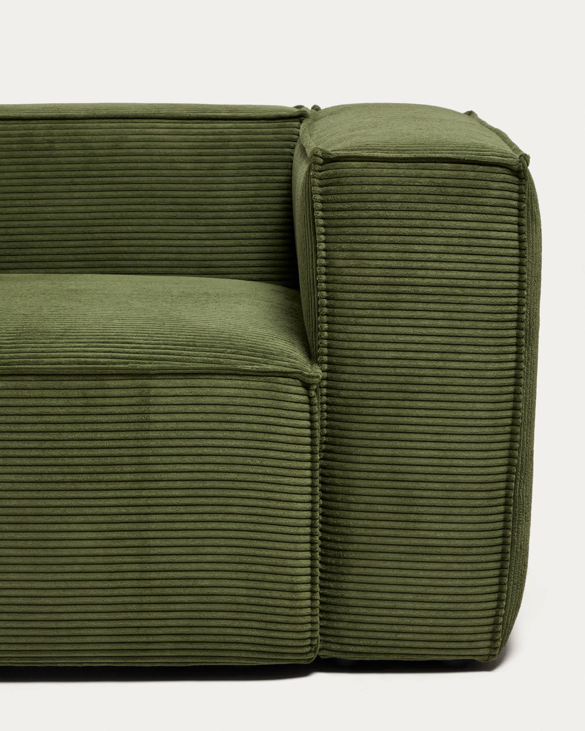 Blok 3-seater sofa with right armrest and end pouffe in thick green corduroy 270cm FSC Mix Credit