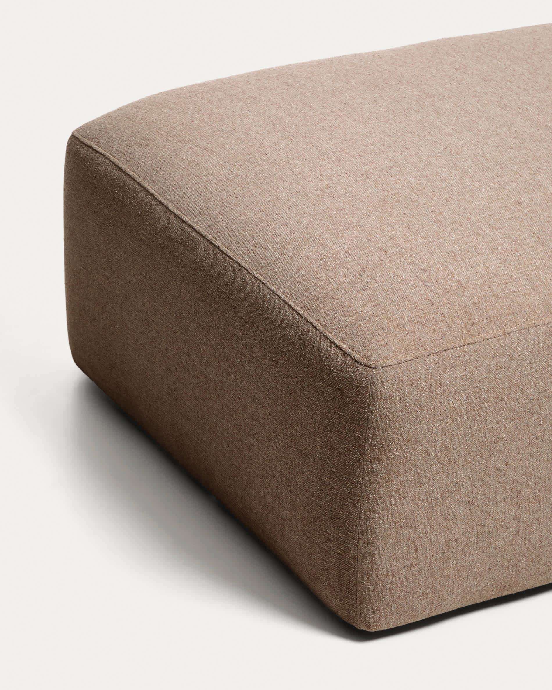 Blok brown chenille end pouffe 90x104cm FSC Mix Credit