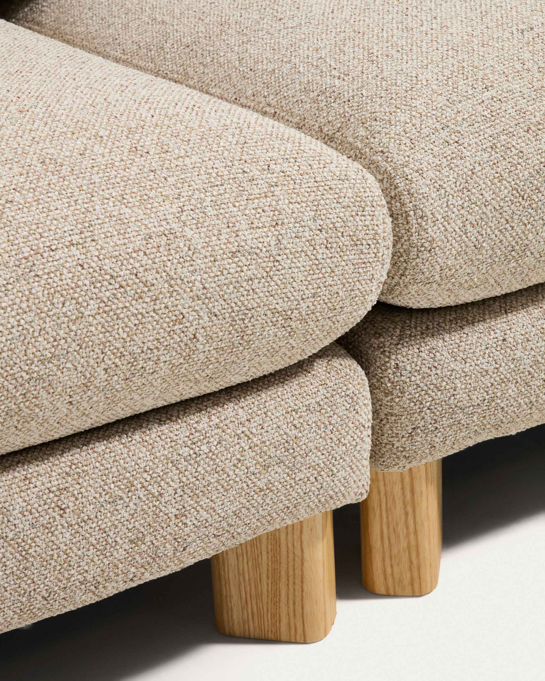 Vera beige 3-seater sofa with natural-finish solid ash wood legs 230 cm FSC Mix Credit