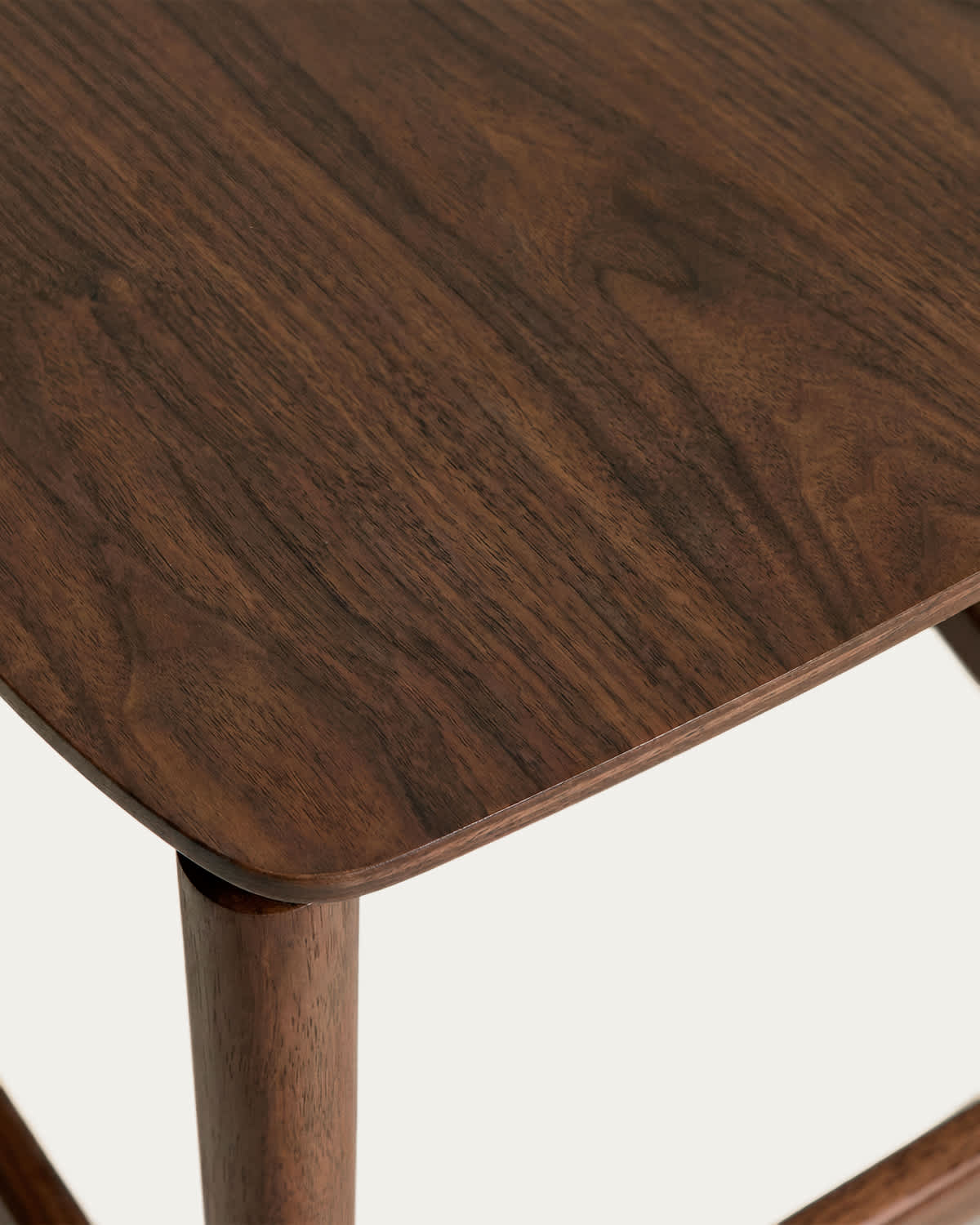 Evera stool in oak veneer with walnut finish 65cm