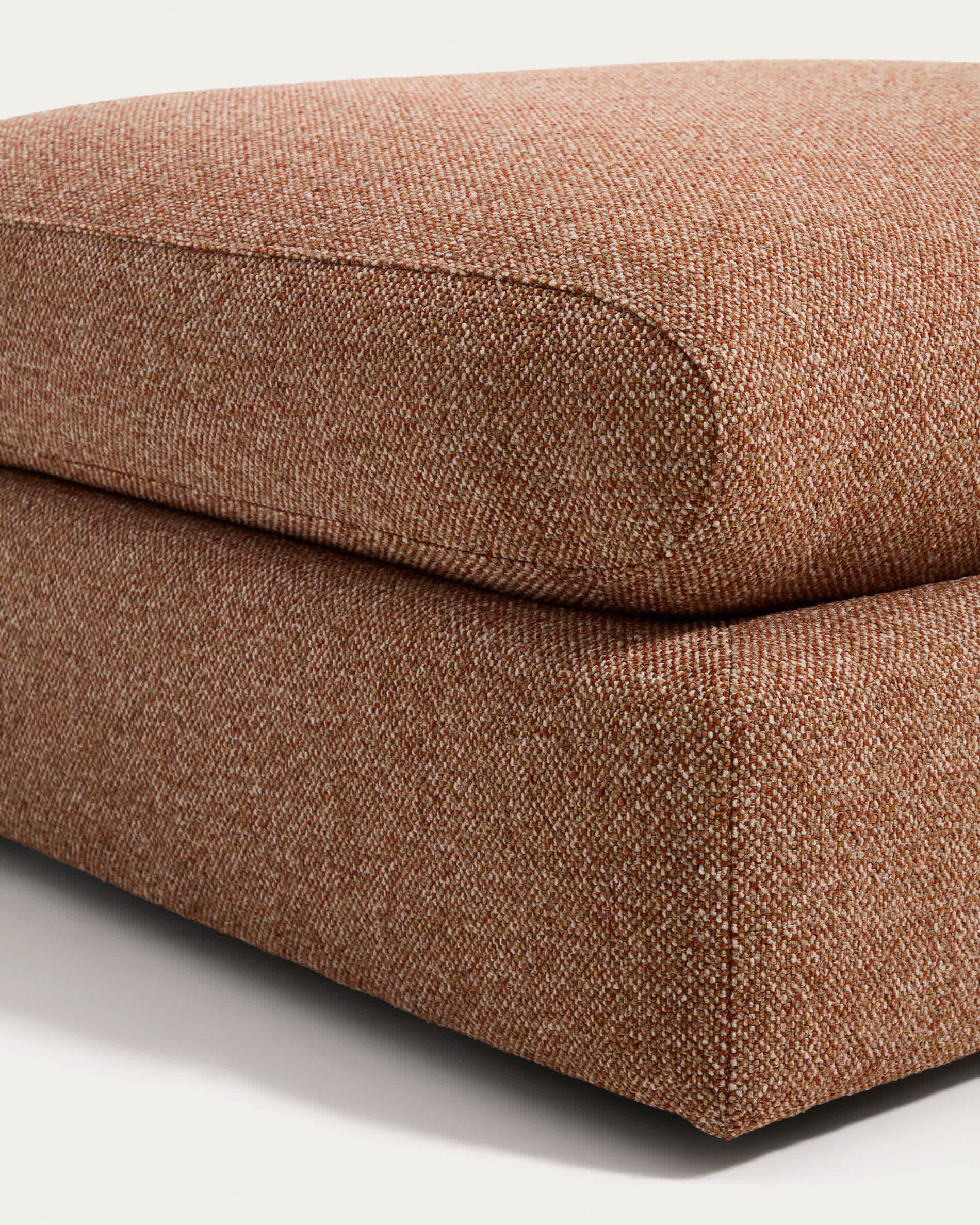 Vera terracotta footrest 80 x 80 cm FSC Mix Credit
