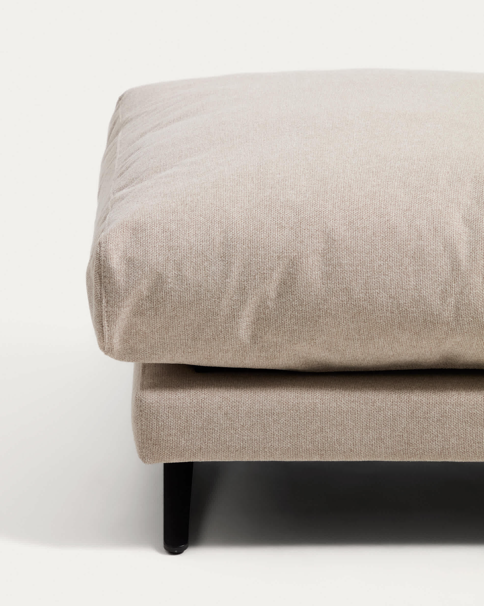Veliro fire-retardant footrest in beige with steel legs with black finish 85 x 90 cm FSC Mix Credit