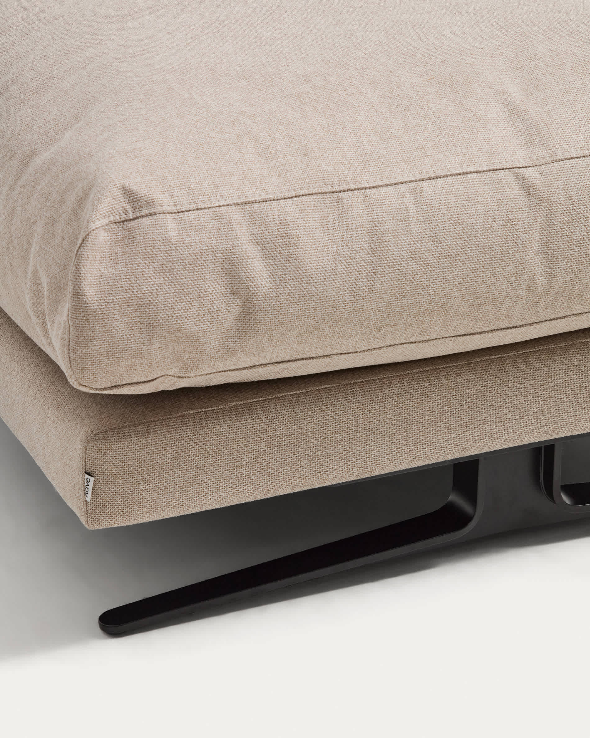 Veliro fire-retardant footrest in beige with steel legs with black finish 85 x 90 cm FSC Mix Credit