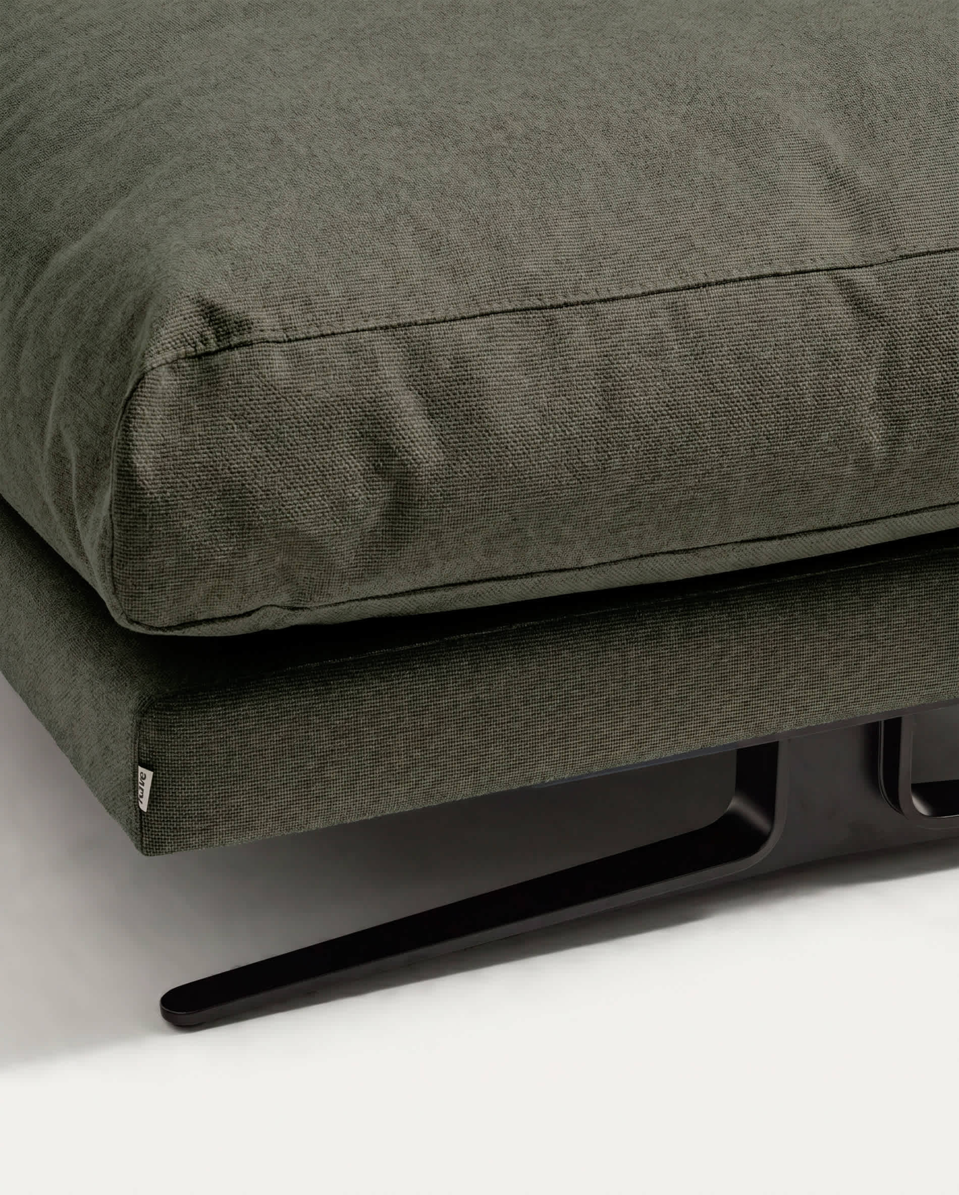 Veliro fire-retardant footrest in dark green with steel legs with black finish 85 x 90 cm FSC Mix Credit