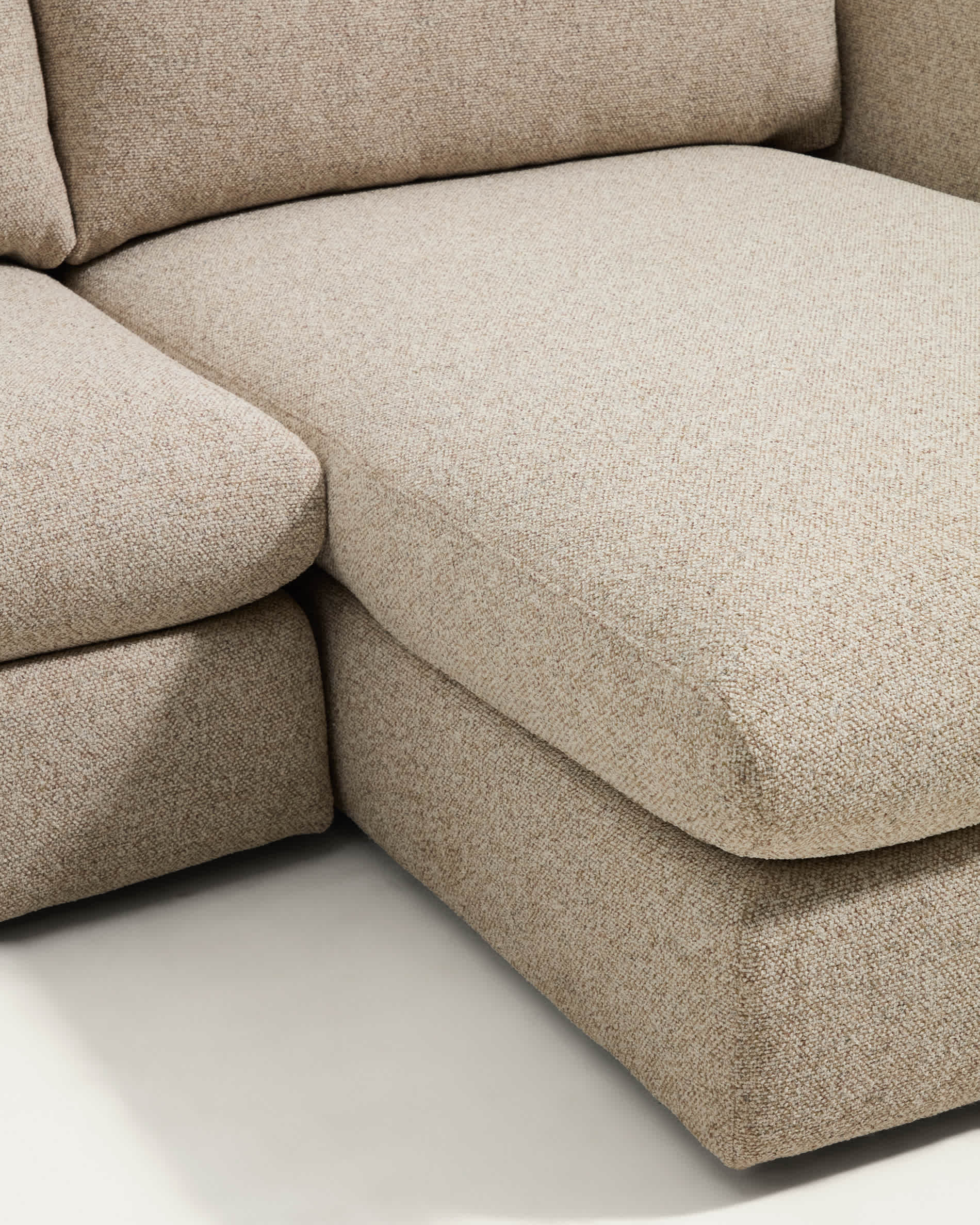 Vera beige 3-seater sofa and right-hand chaise longue 232 cm FSC Mix Credit