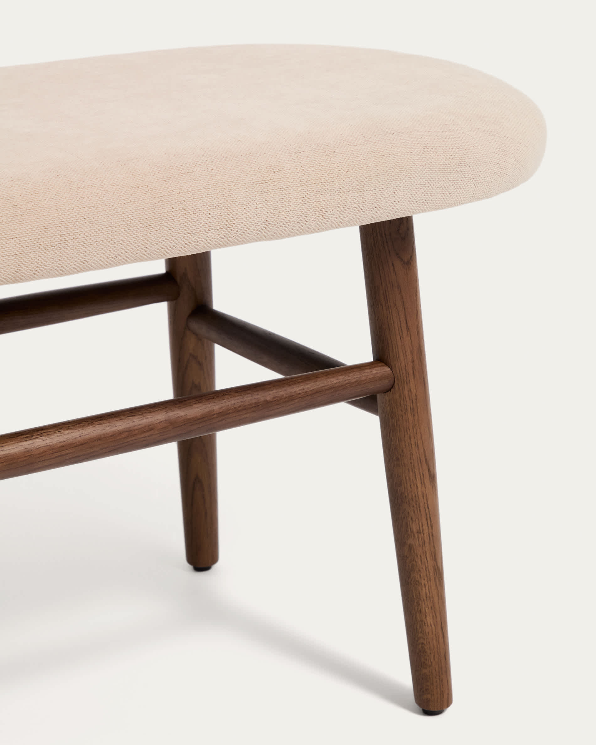 Helda bench in brown chenille and solid oak wood with a walnut finish FSC Mix Credit 122 cm
