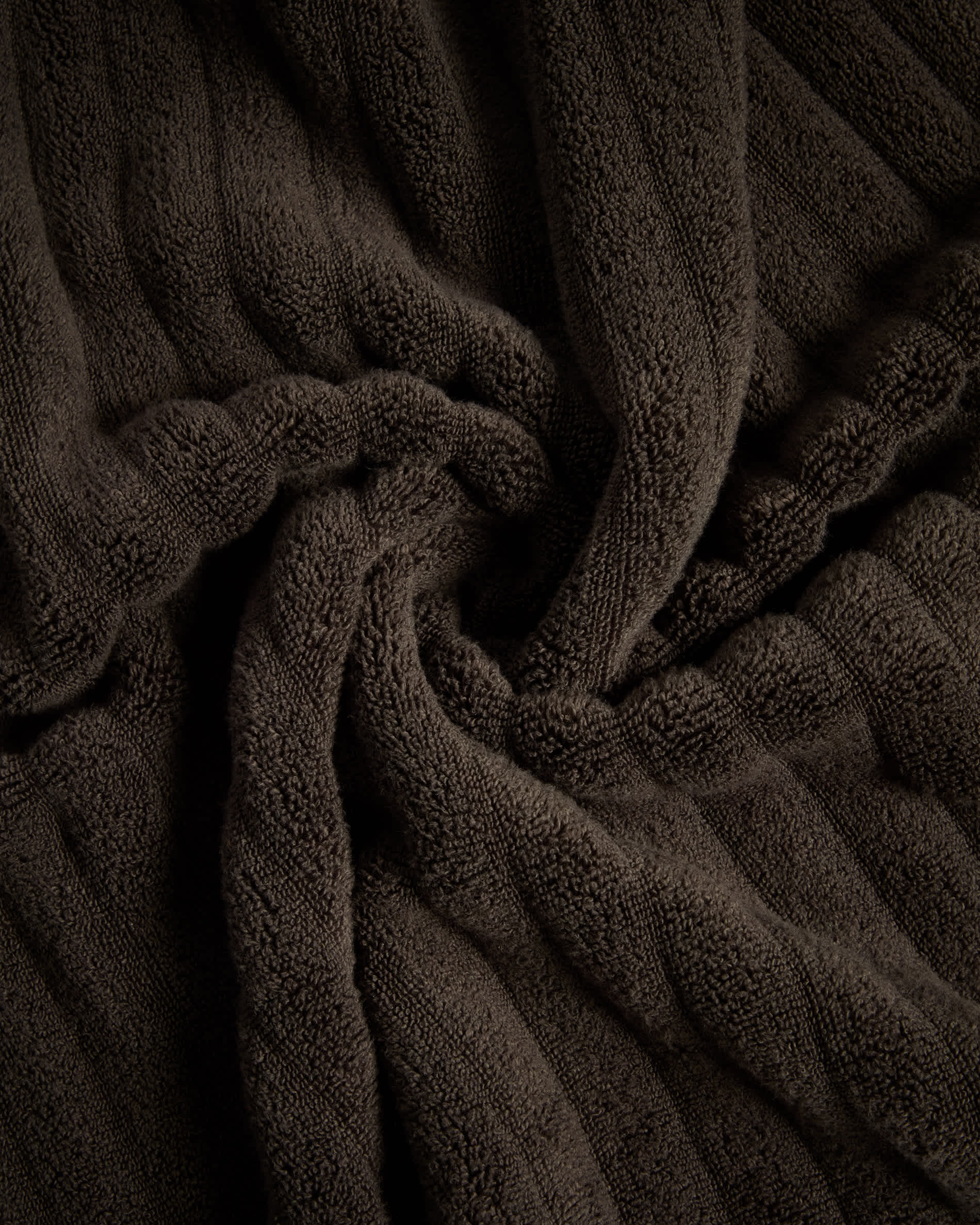 Navira 100% cotton brown 70 x 140 cm bath towel