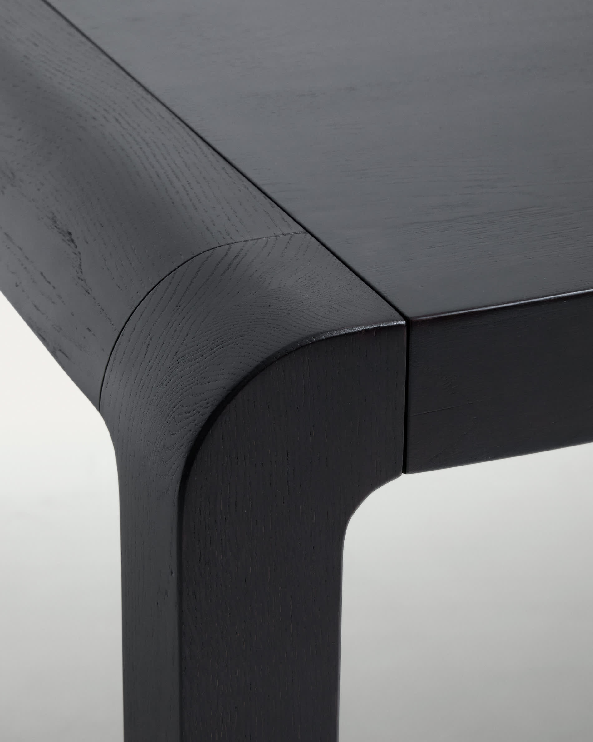 Erisia extendable table in solid oak wood with an ebonized finish 180 (230) x 90 cm FSC 100%