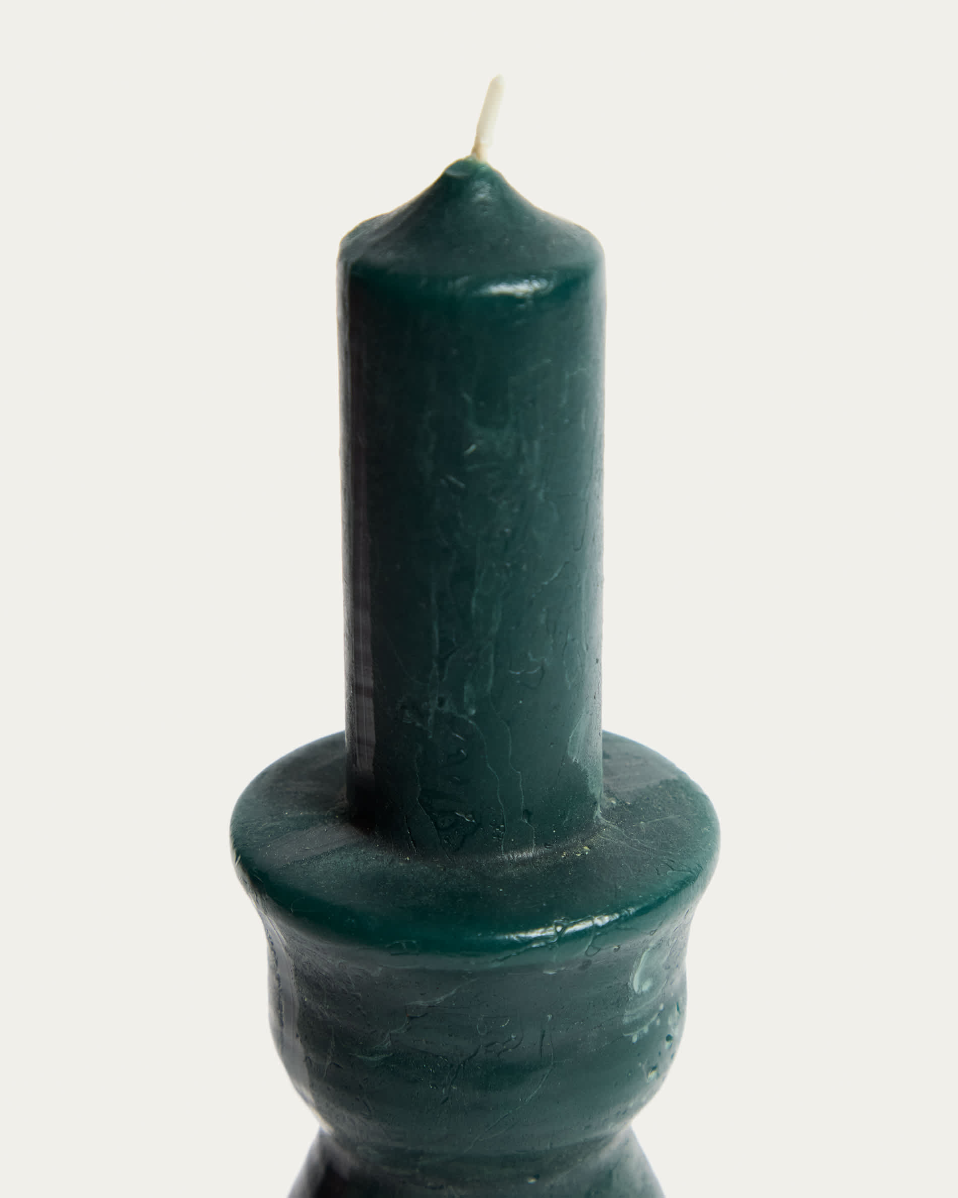 Ferel moss-green candle 24 cm