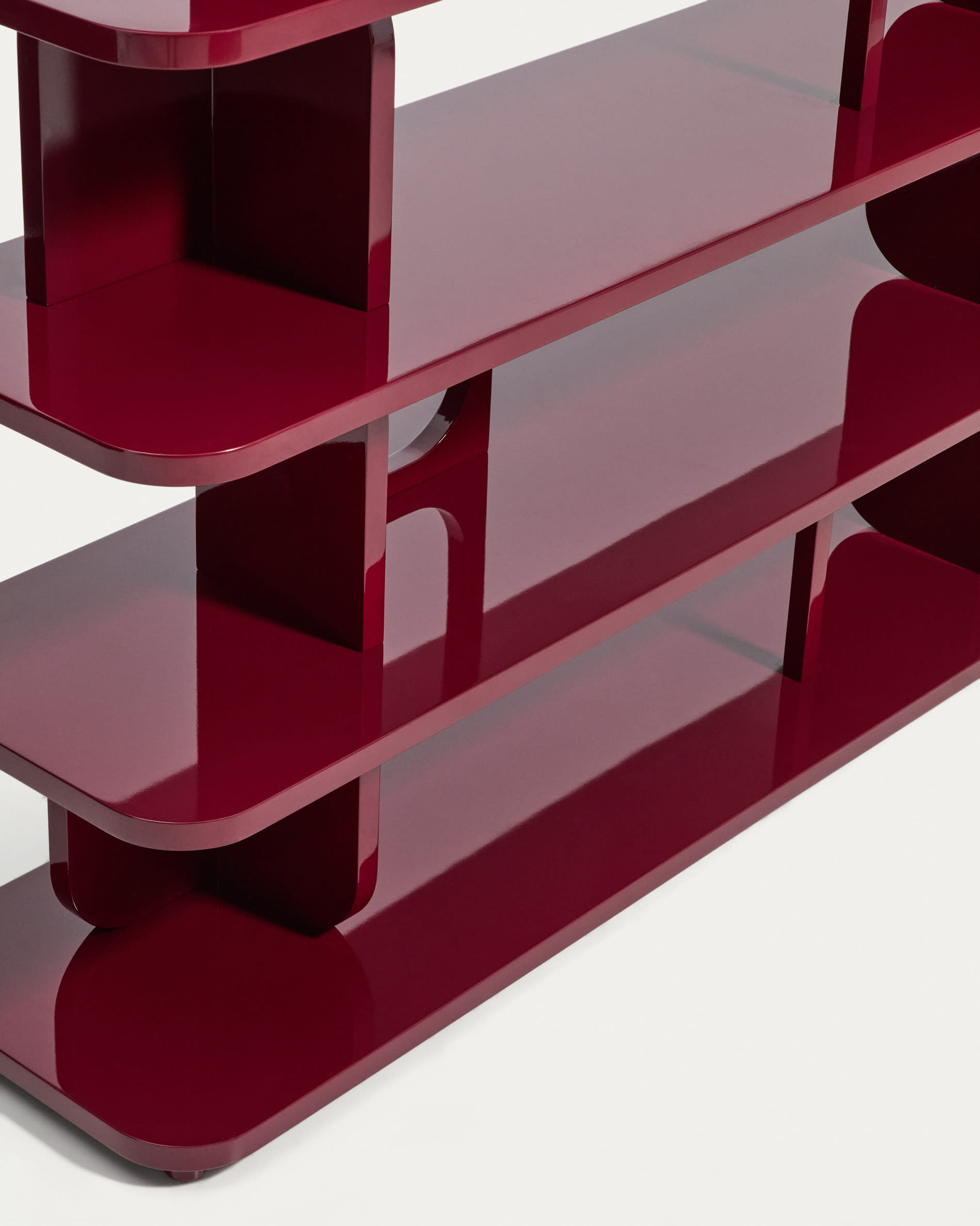 Aduma glossy maroon finish lacquered MDF shelving unit FSC 100% 160 x 187 cm