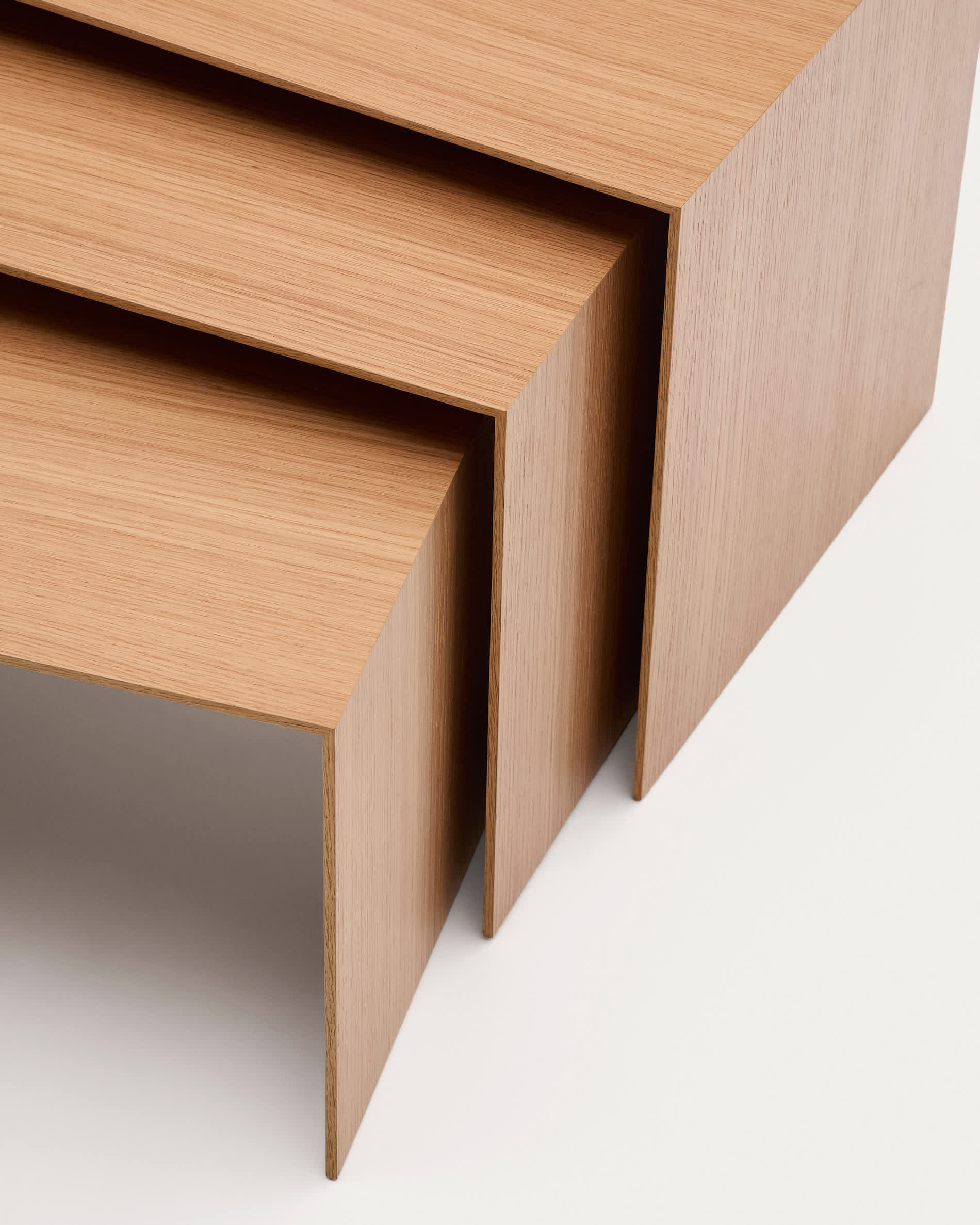 Litto set of 3 oak veneer nesting tables FSC Mix Credit 60 x 40 / 51 x 36 / 42 x 31 cm