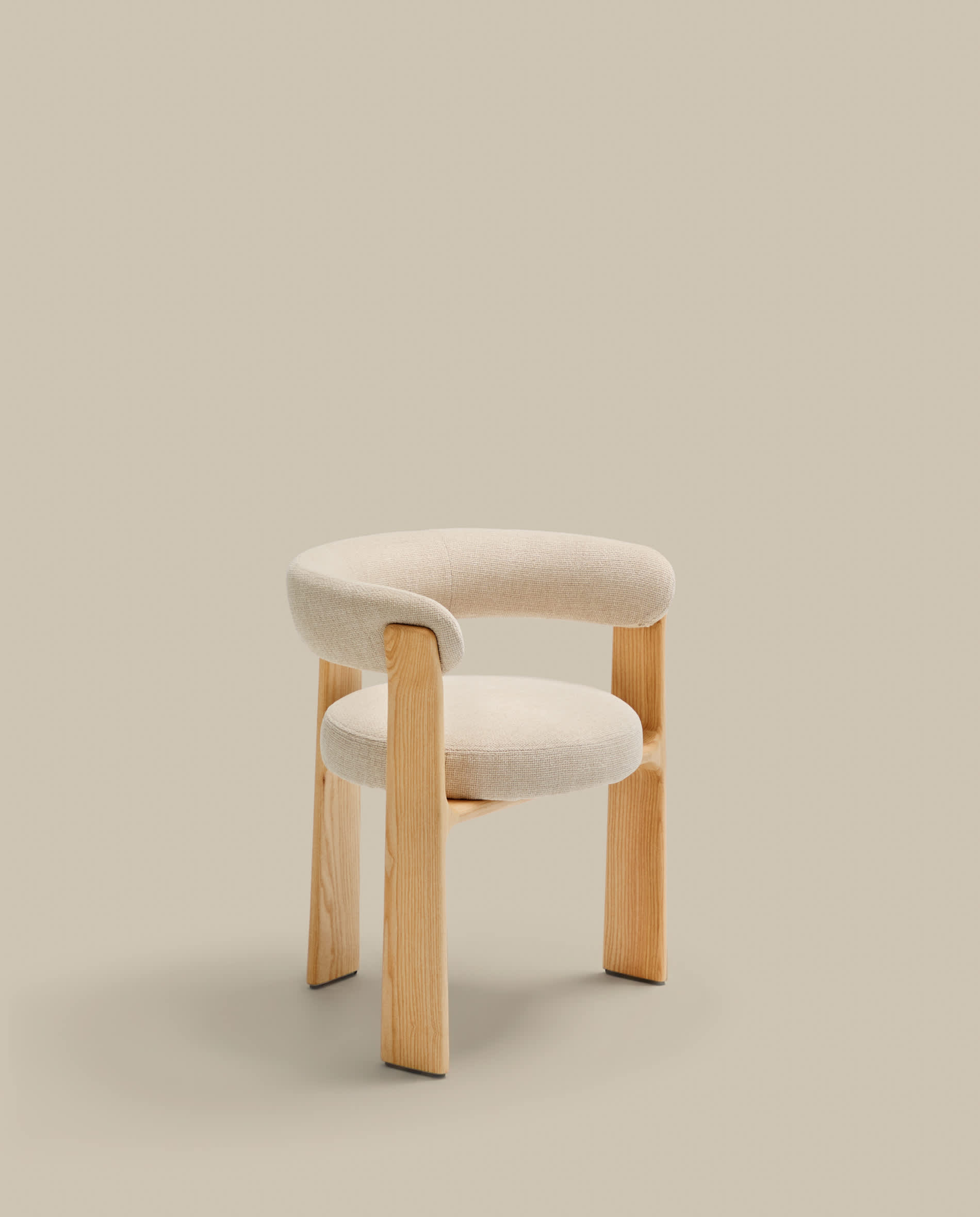 Granite fire-retardant chair (3 legs) in beige chenille and solid ash wood with natural-coloured finish FSC 100%