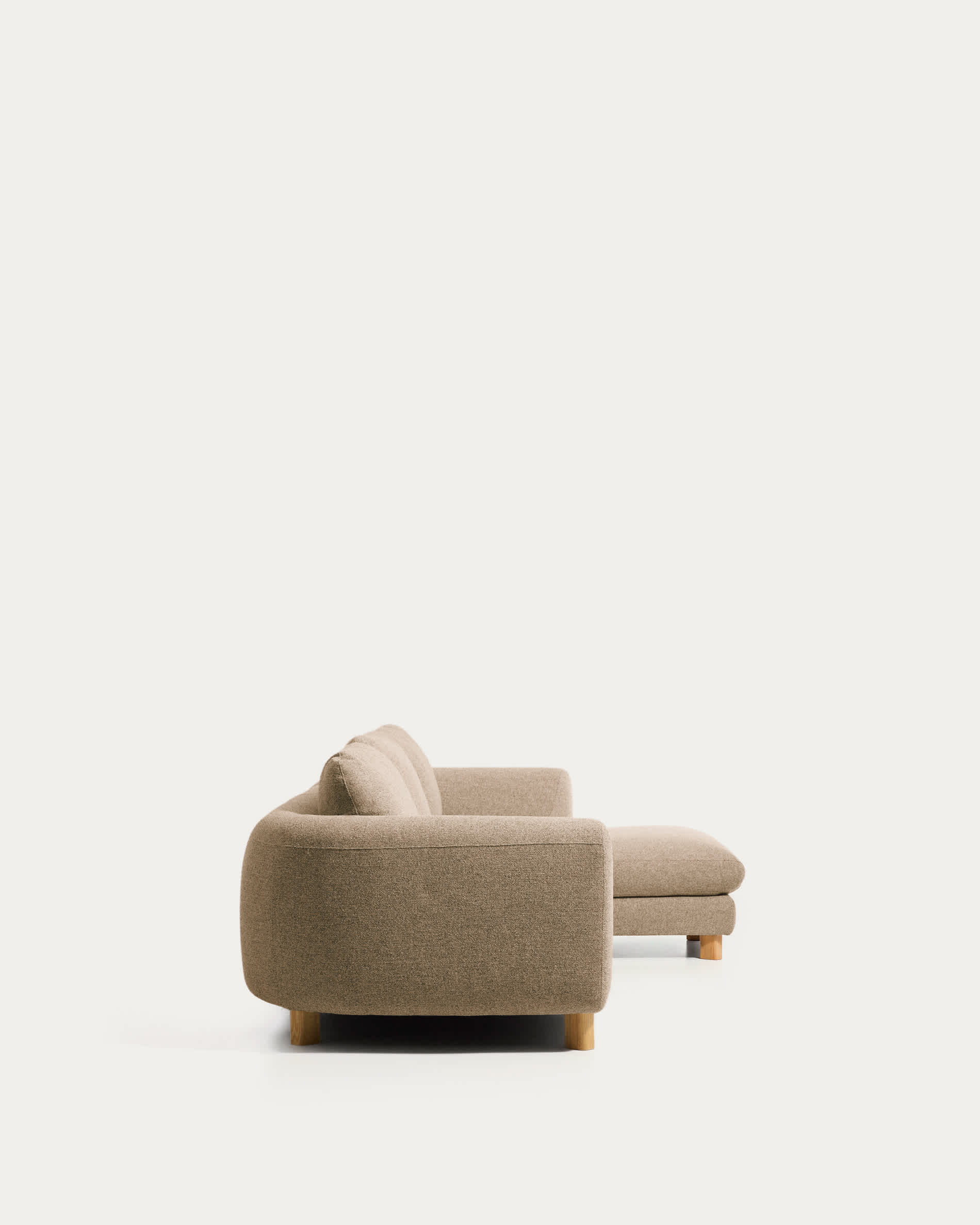 Vera light brown 4-seater sofa with right-hand chaise longue with natural-finish solid ash wood legs 322 cm FSC Mix Credit