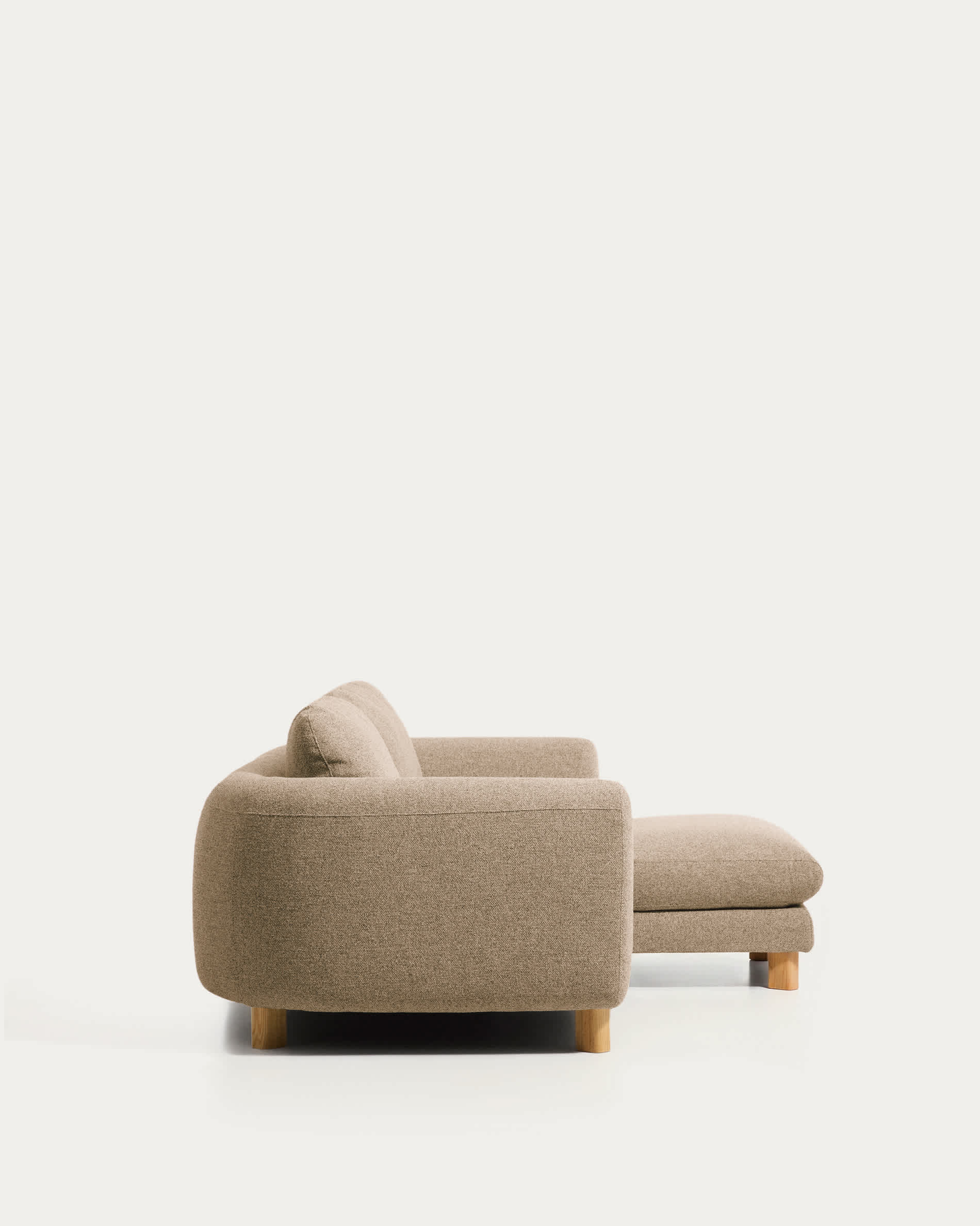 Vera light brown 3-seater sofa with right-hand chaise longue with natural-finish solid ash wood legs 232 cm FSC Mix Credit
