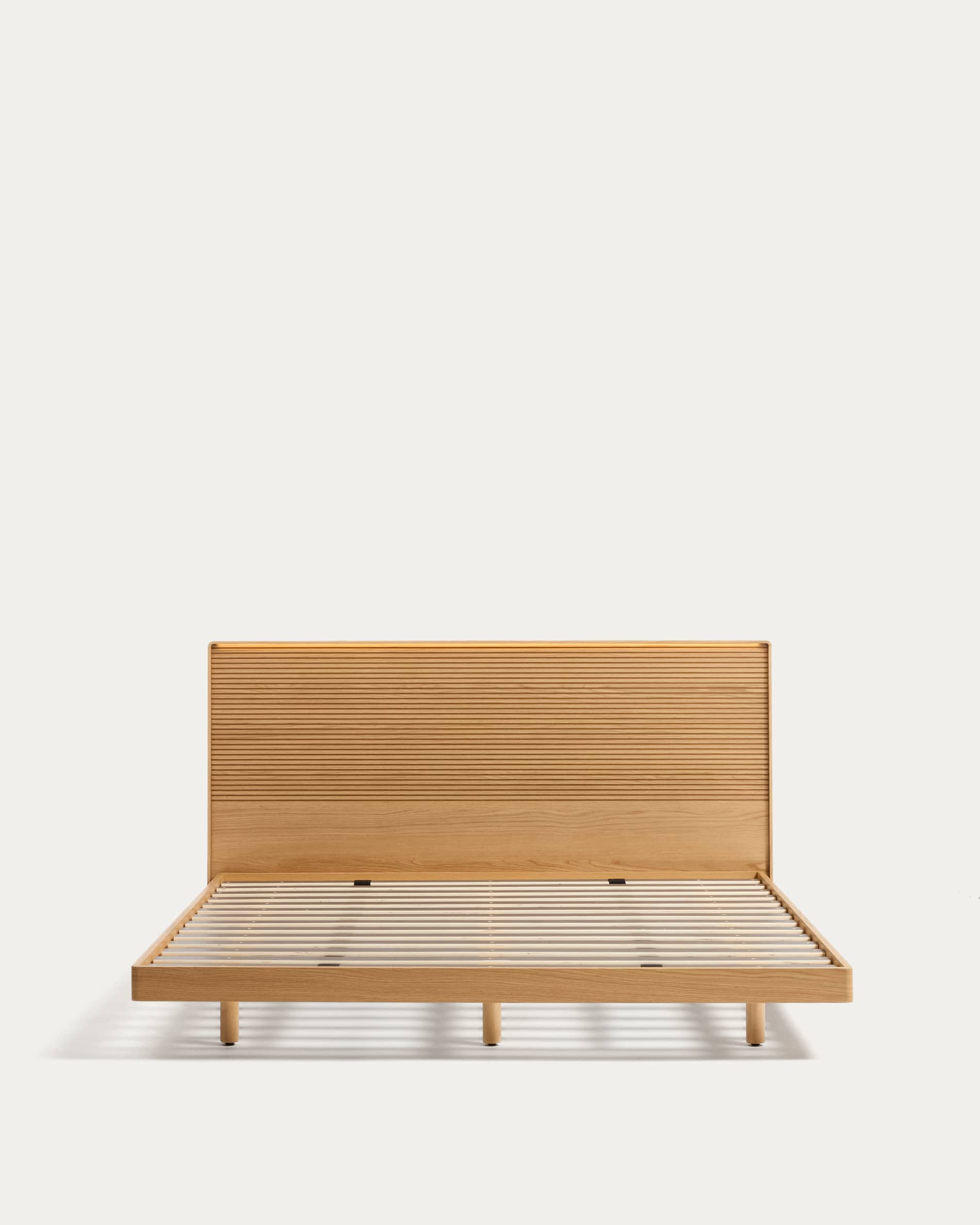 Norlen bed in oak veneer with natural finish and LED light for 160 x 200 cm mattress FSC Mix Credit