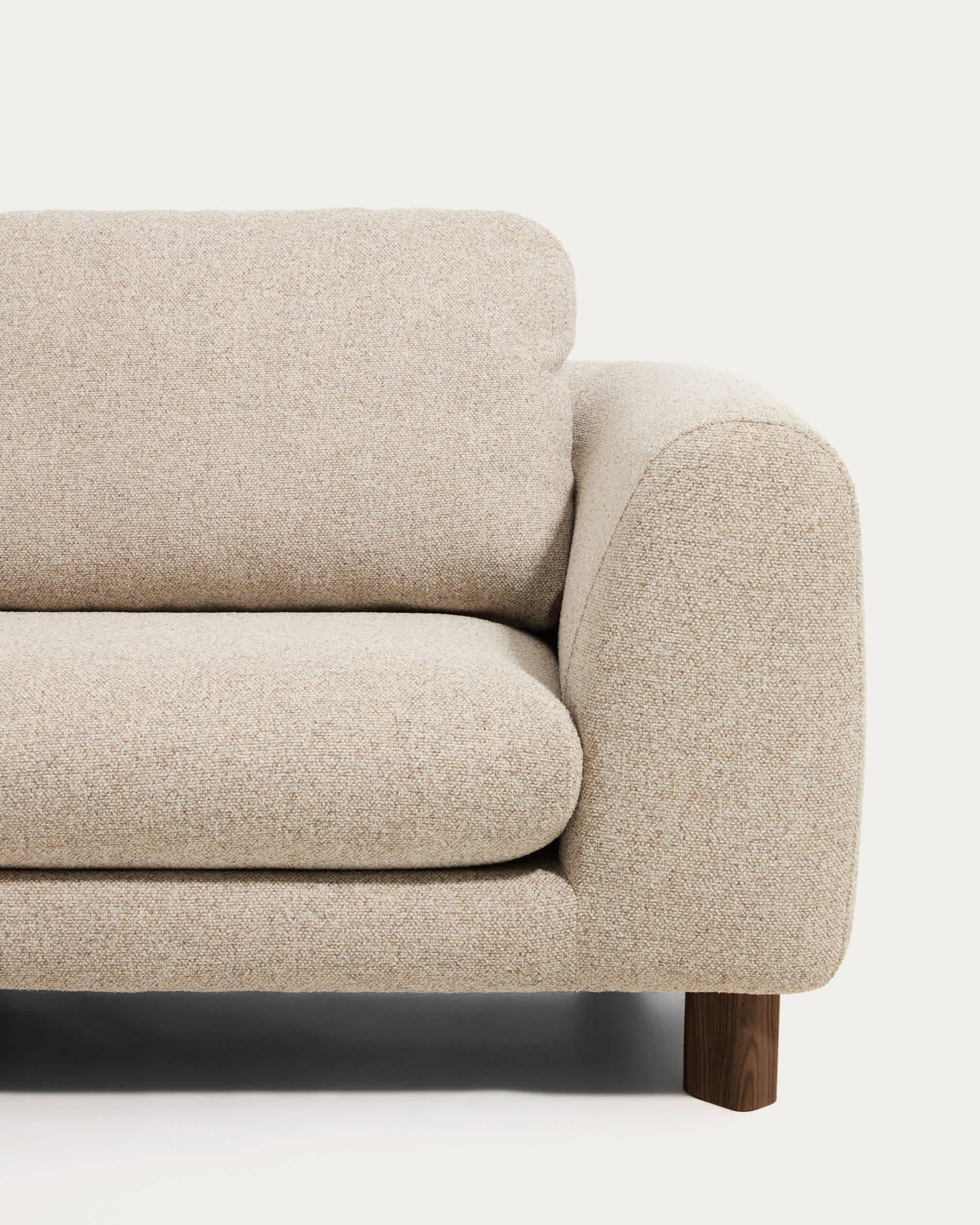 Vera beige 3-seater sofa with walnut-finish solid ash wood legs 230 cm FSC Mix Credit