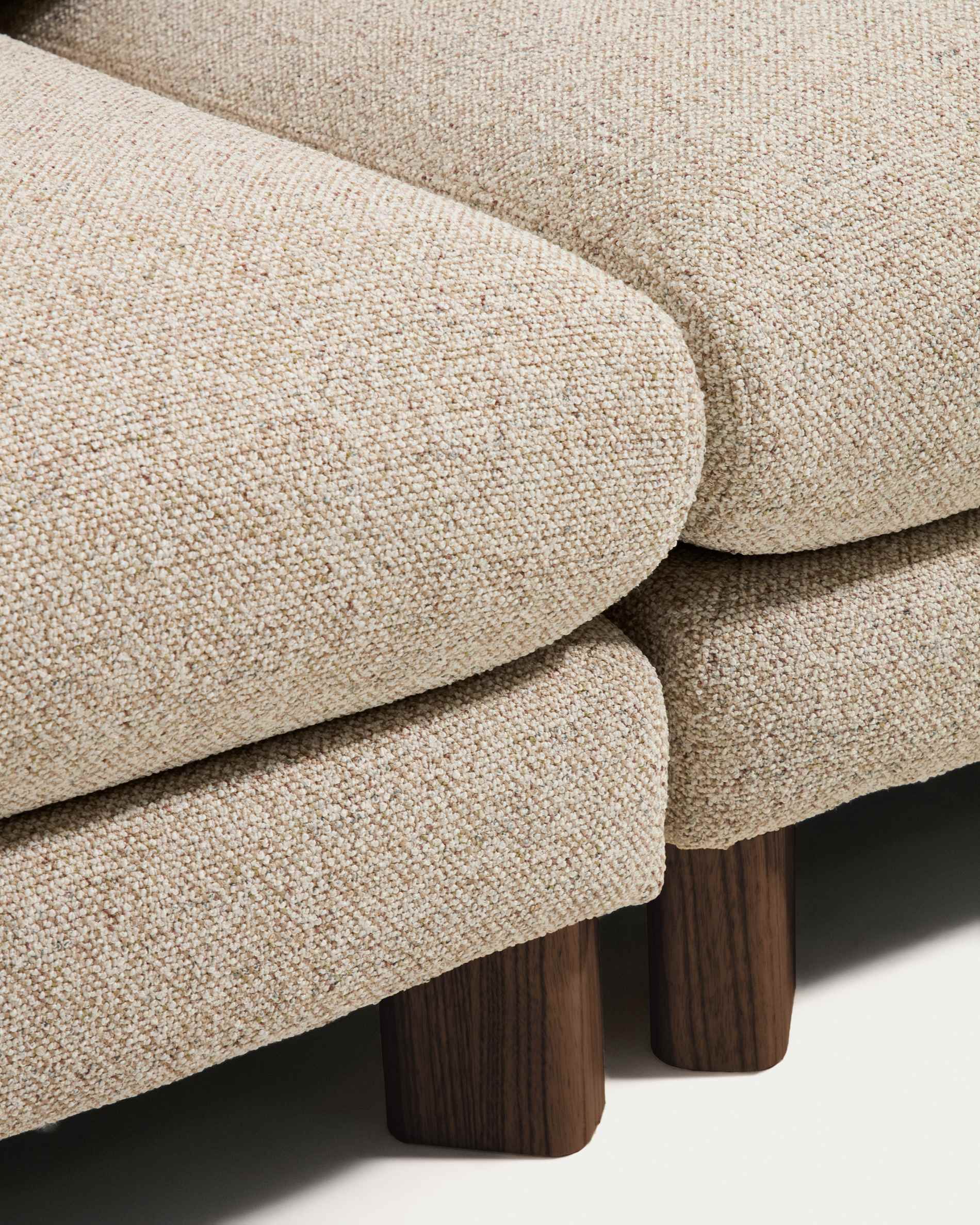 Vera beige 3-seater sofa with walnut-finish solid ash wood legs 230 cm FSC Mix Credit