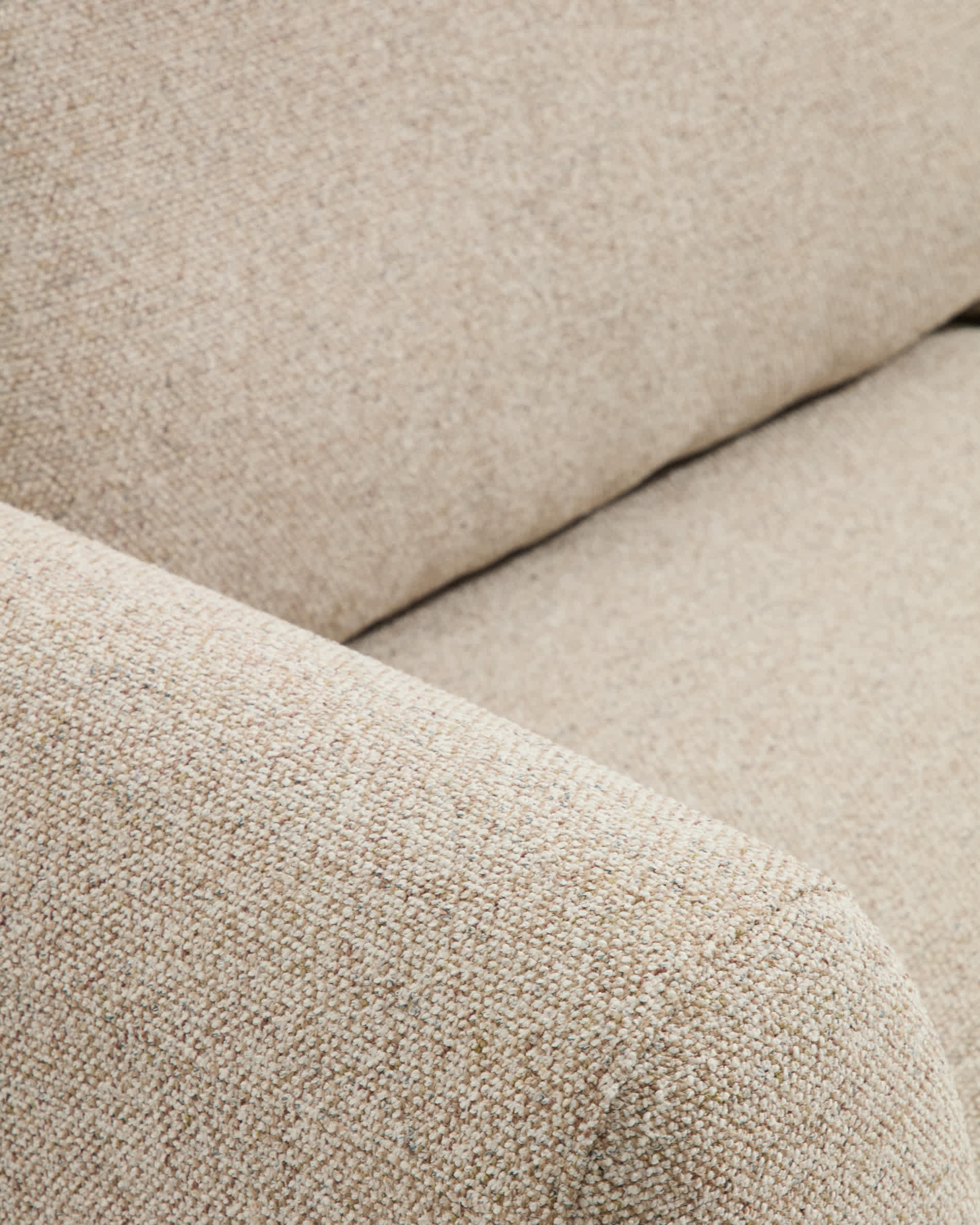 Vera beige 4-seater sofa with walnut-finish solid ash wood legs 320 cm FSC Mix Credit