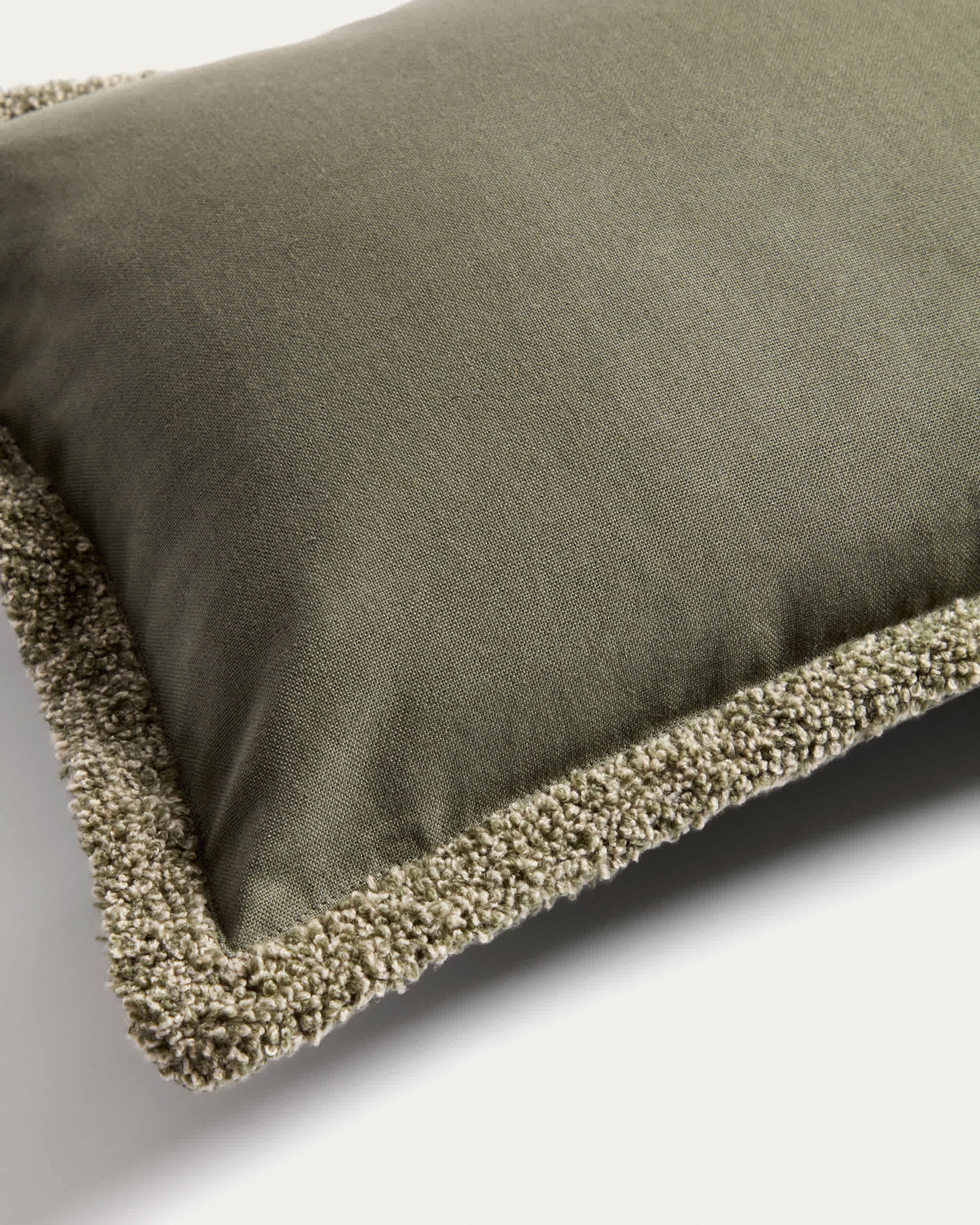 Olinan cushion cover with green bouclé detailing 30 x 50 cm
