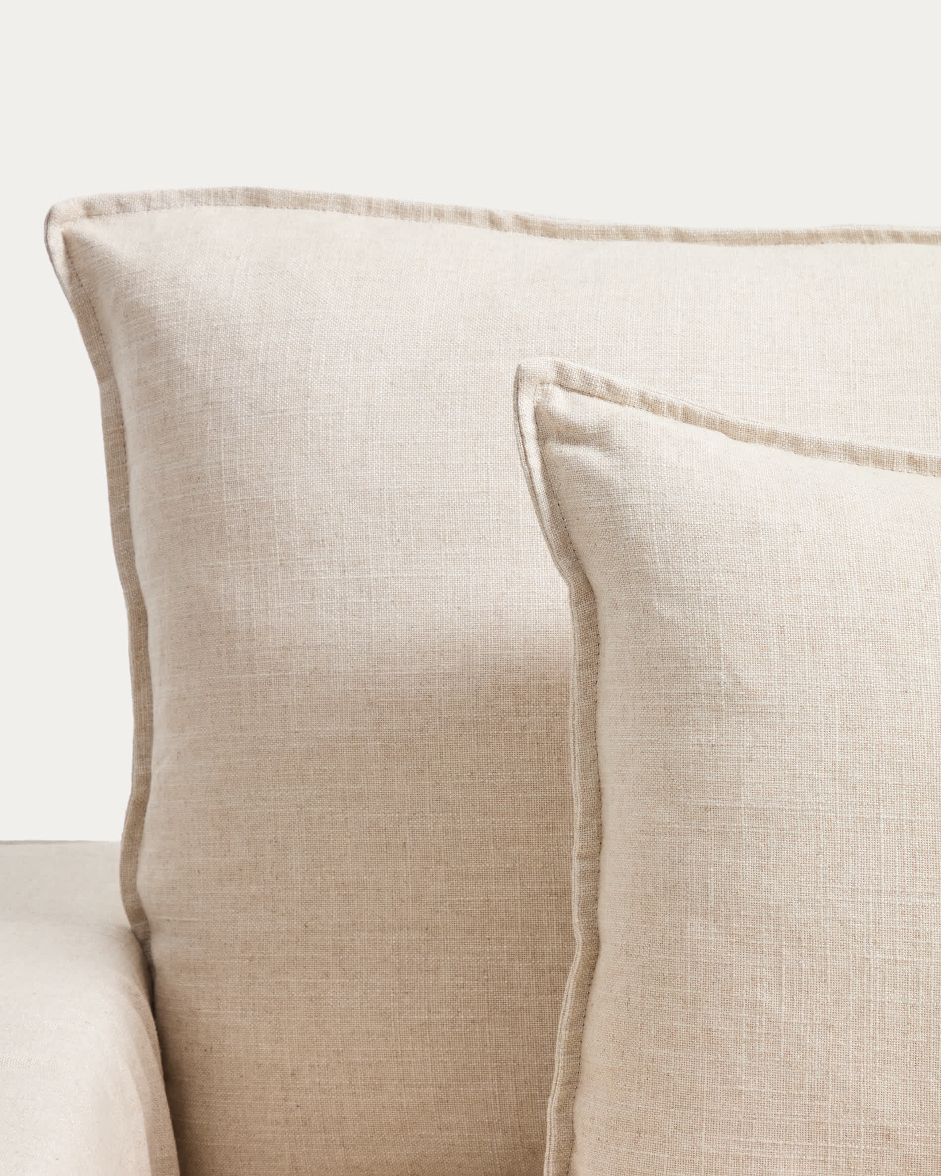 Anarela beige linen and viscose armchair with removable cover 150cm FSC Mix Credit