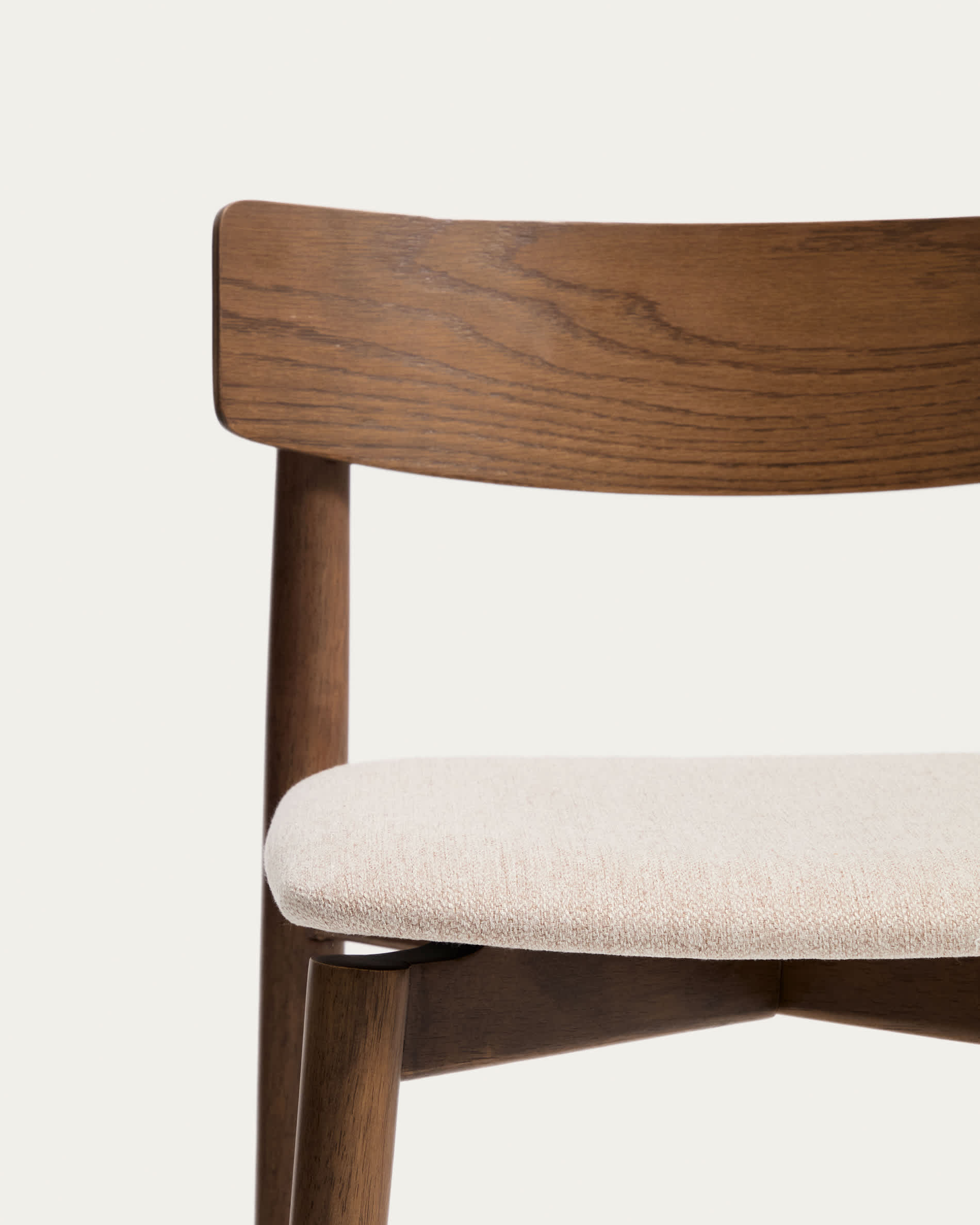 Evera stool with backrest in oak veneer with walnut finish and brown chenille 65cm
