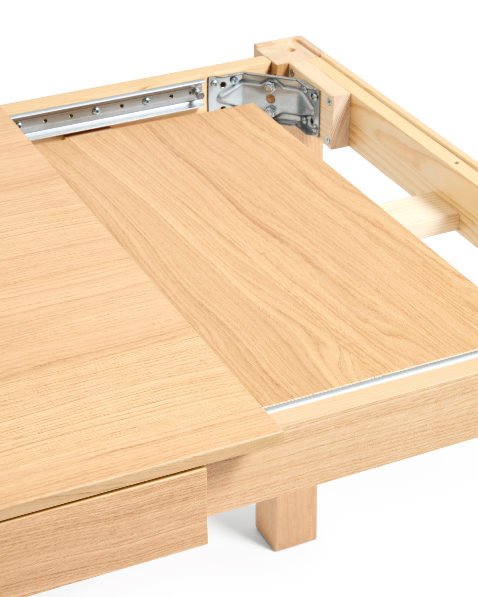 Narevi extendable table in oak veneer with natural finish 130 (190) x 80 cm