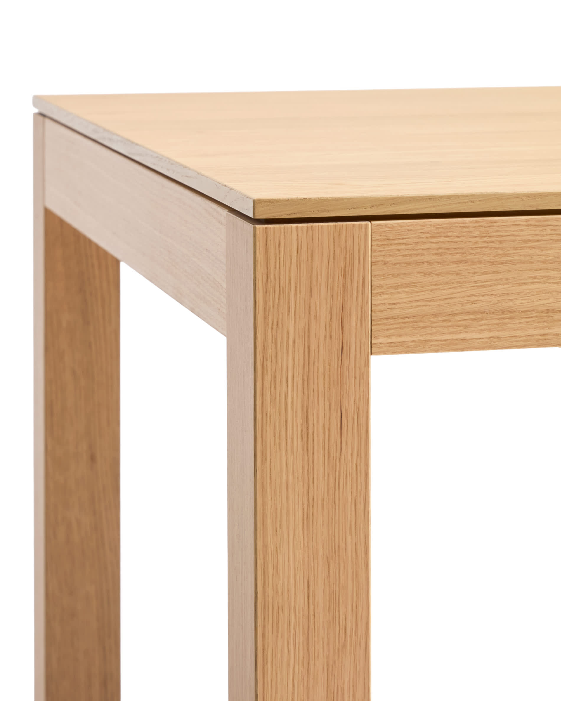 Narevi extendable table in oak veneer with natural finish 210 (270) x 100 cm