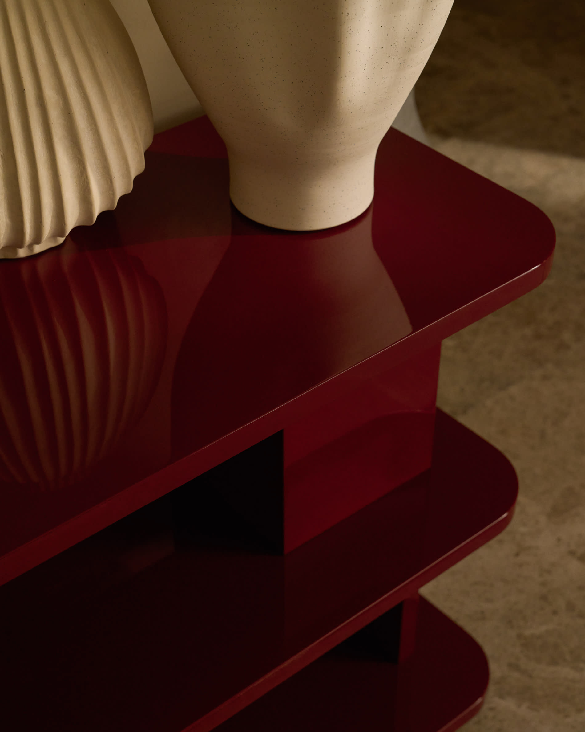 Aduma maroon glossy-finish lacquered MDF shelving unit FSC 100% 100 x 65 cm