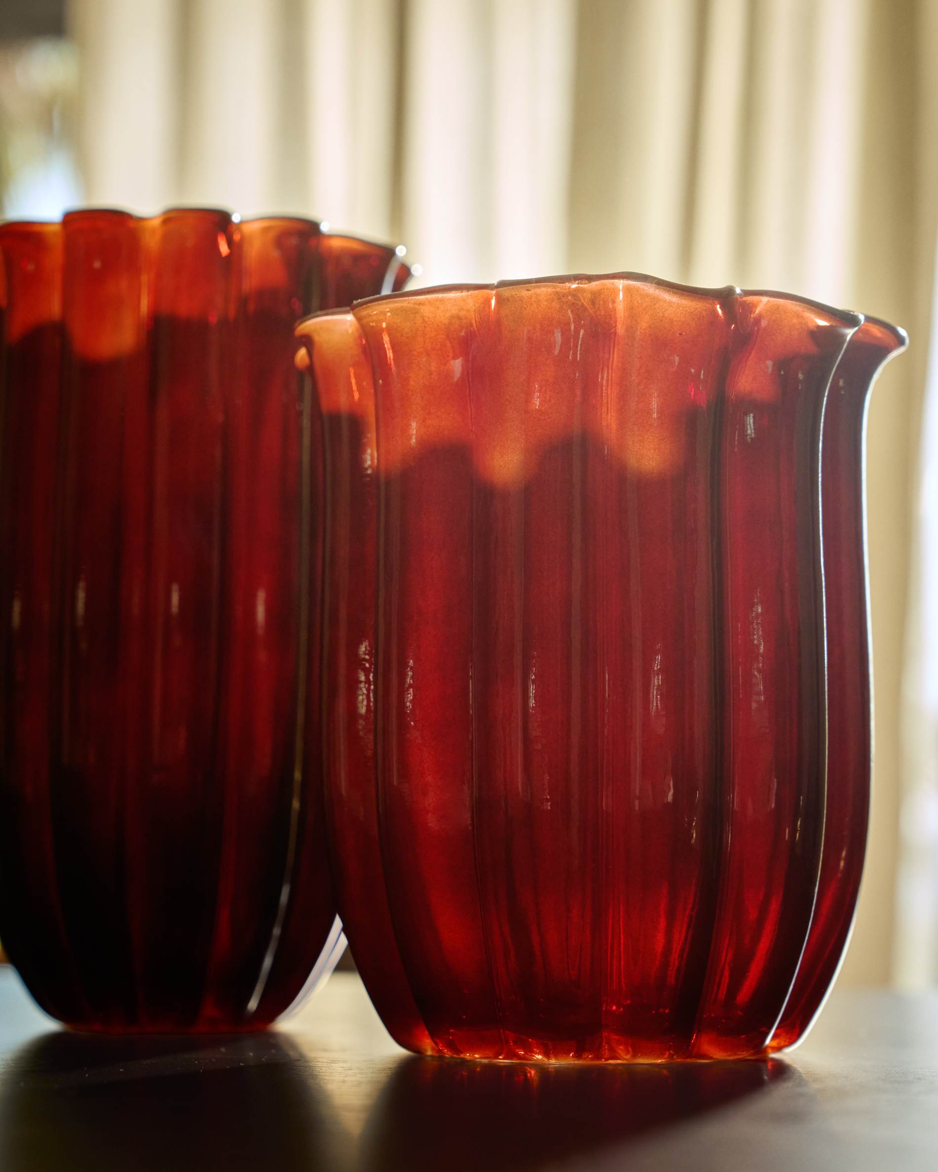 Cerin burgundy glass vase 20 cm