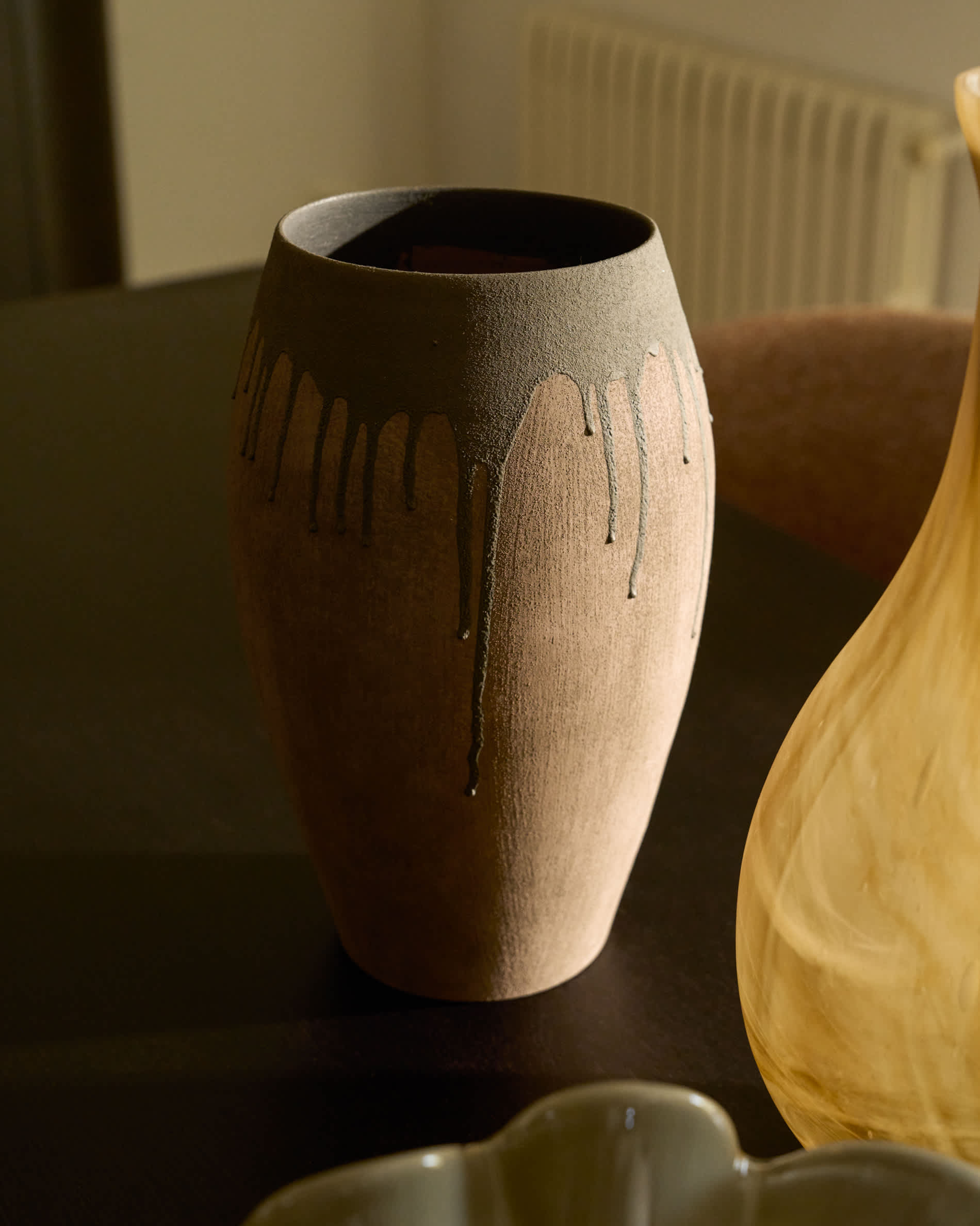 Emiro vase in brown ceramic 34cm