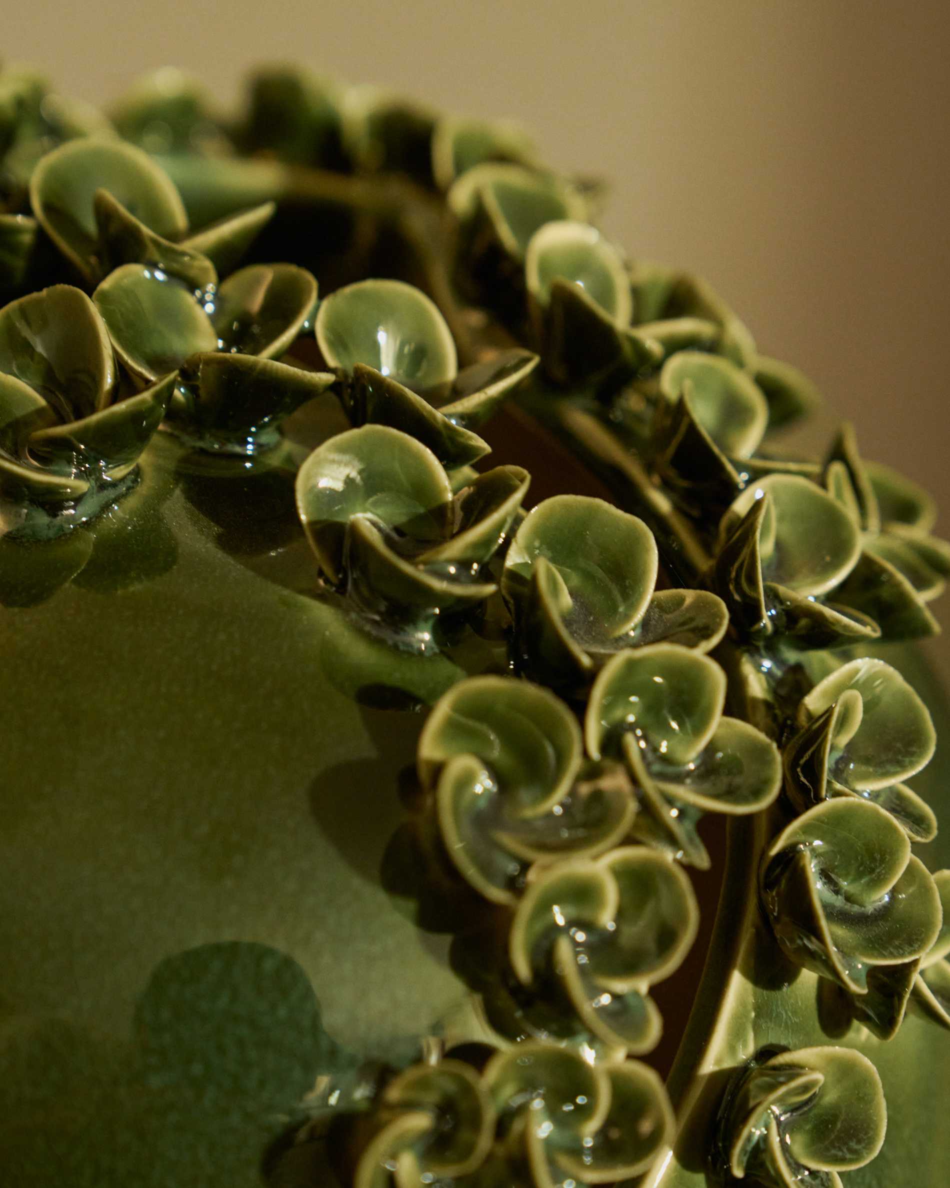 Ederia vase in olive green ceramic 33cm
