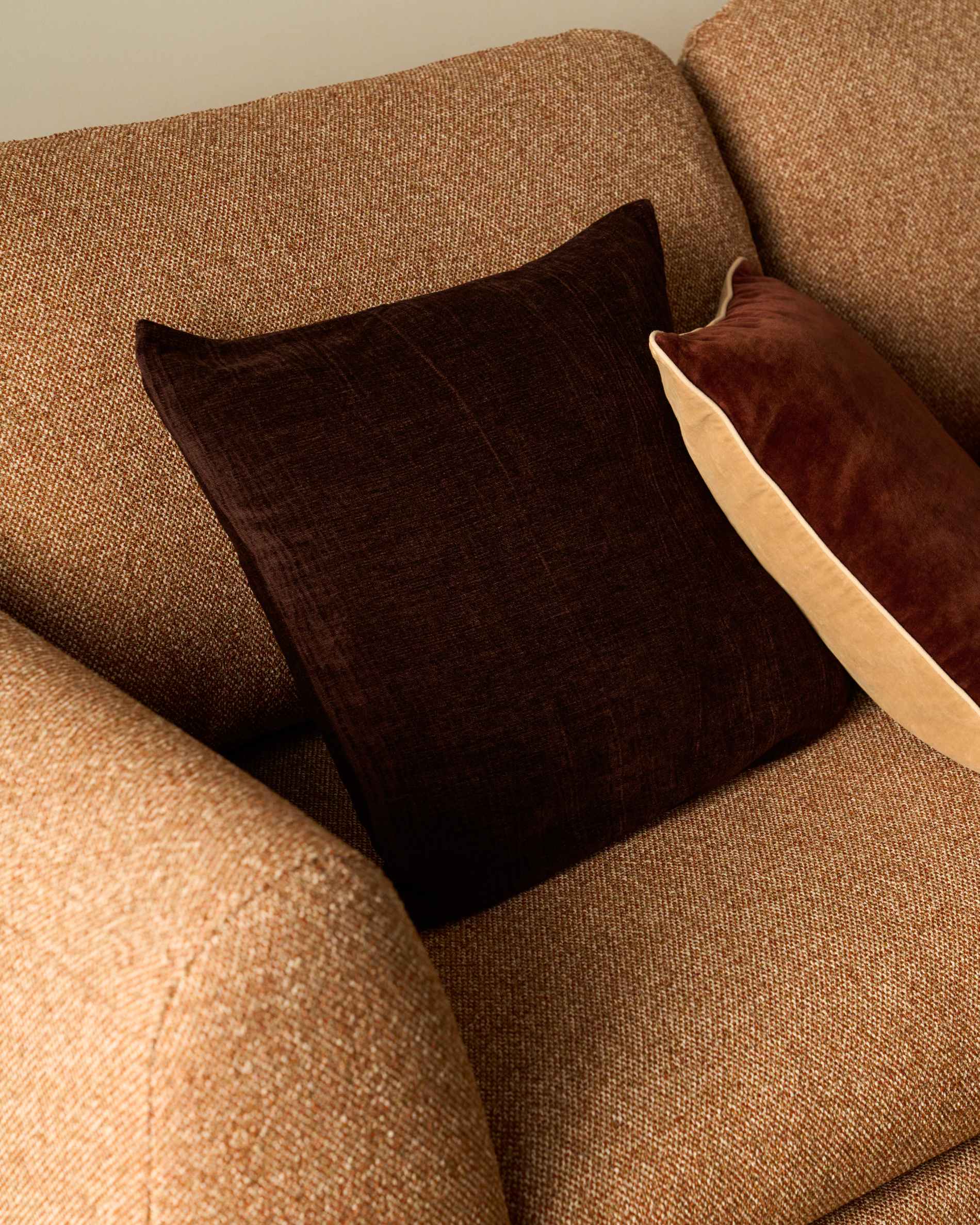 Vori 100% cotton brown wrinkled effect cushion cover 50 x 50 cm
