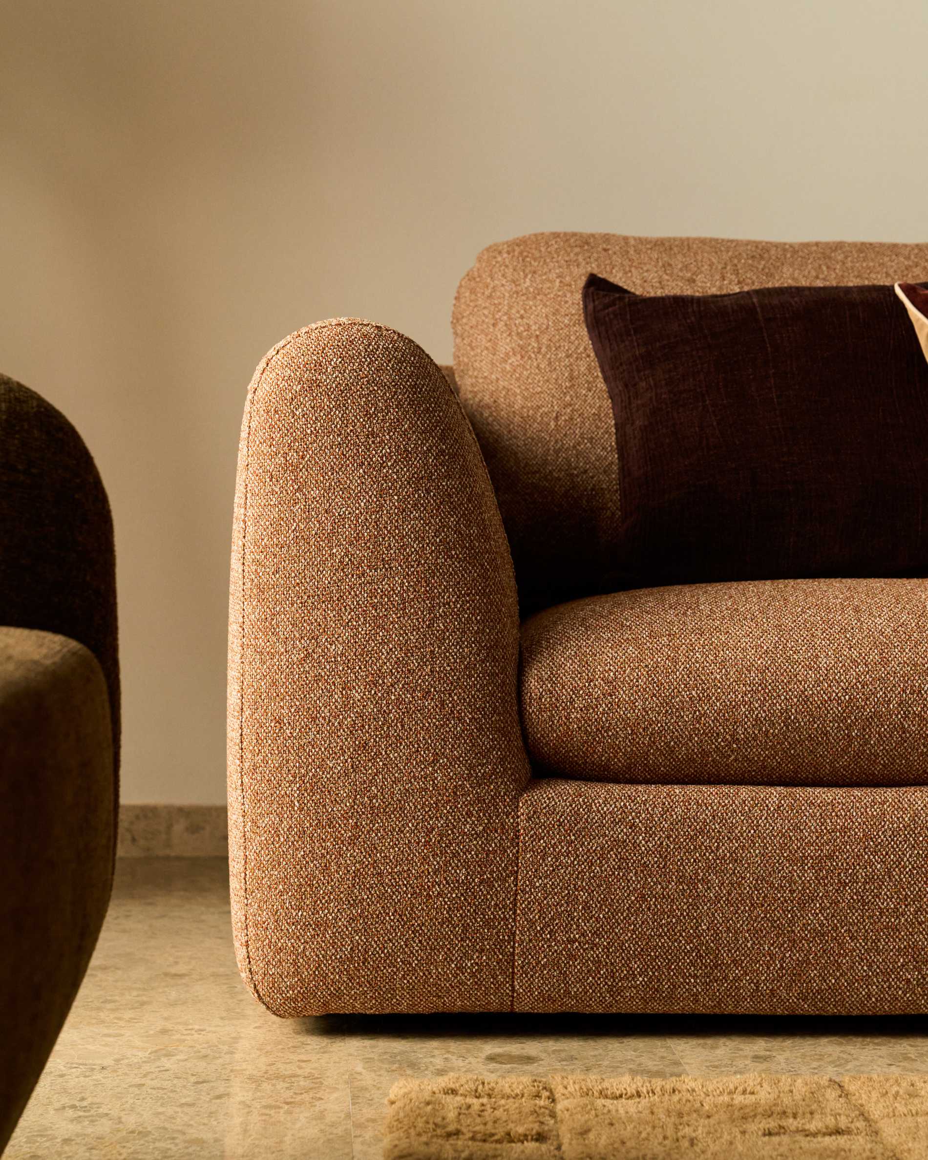 Vera terracotta 4-seater sofa 320 cm FSC Mix Credit