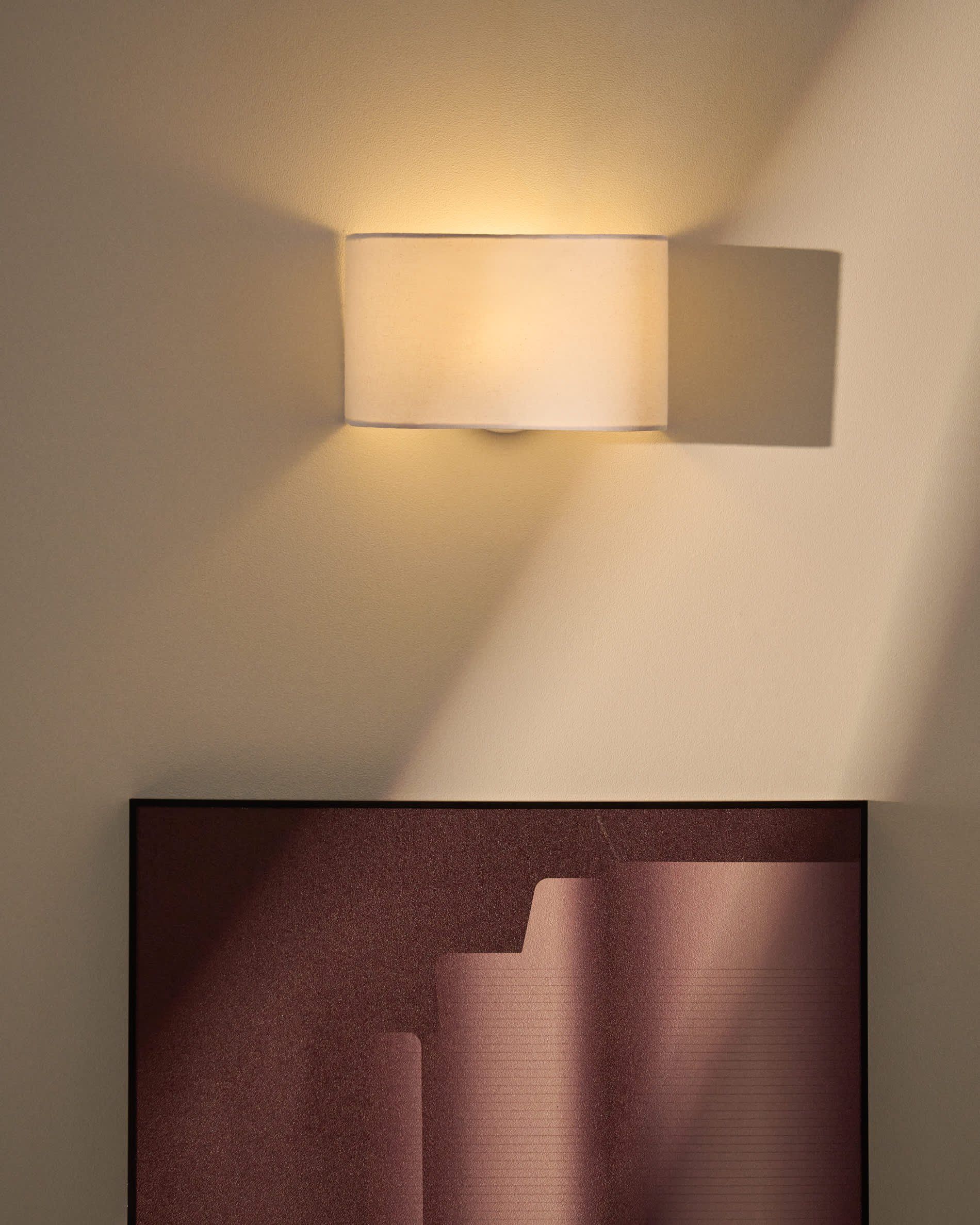 Lumeni beige rubberwood and linen wall-mounted light fixture 25 cm