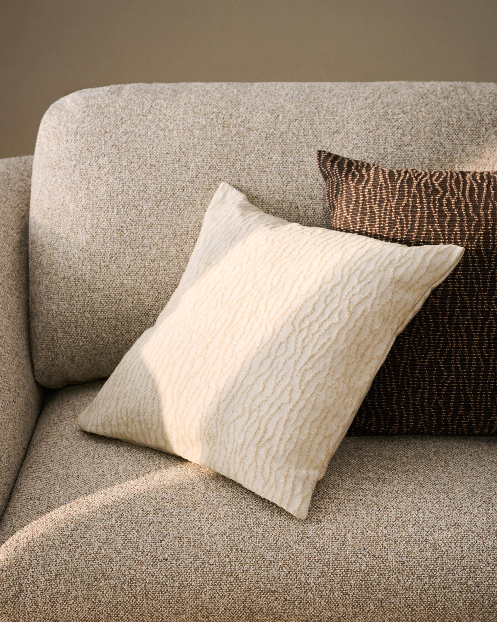 Alnori ecru 100% cotton jacquard cushion cover 50 x 50 cm