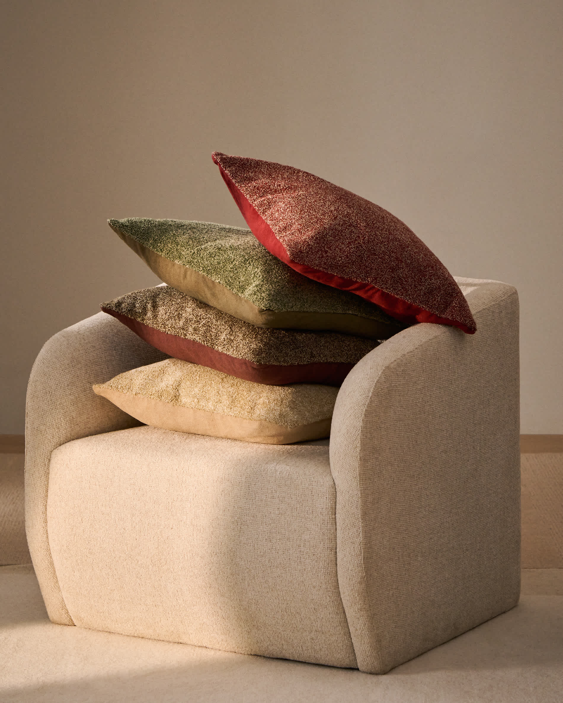 Olinan brown bouclé melange cushion cover 50 x 50 cm