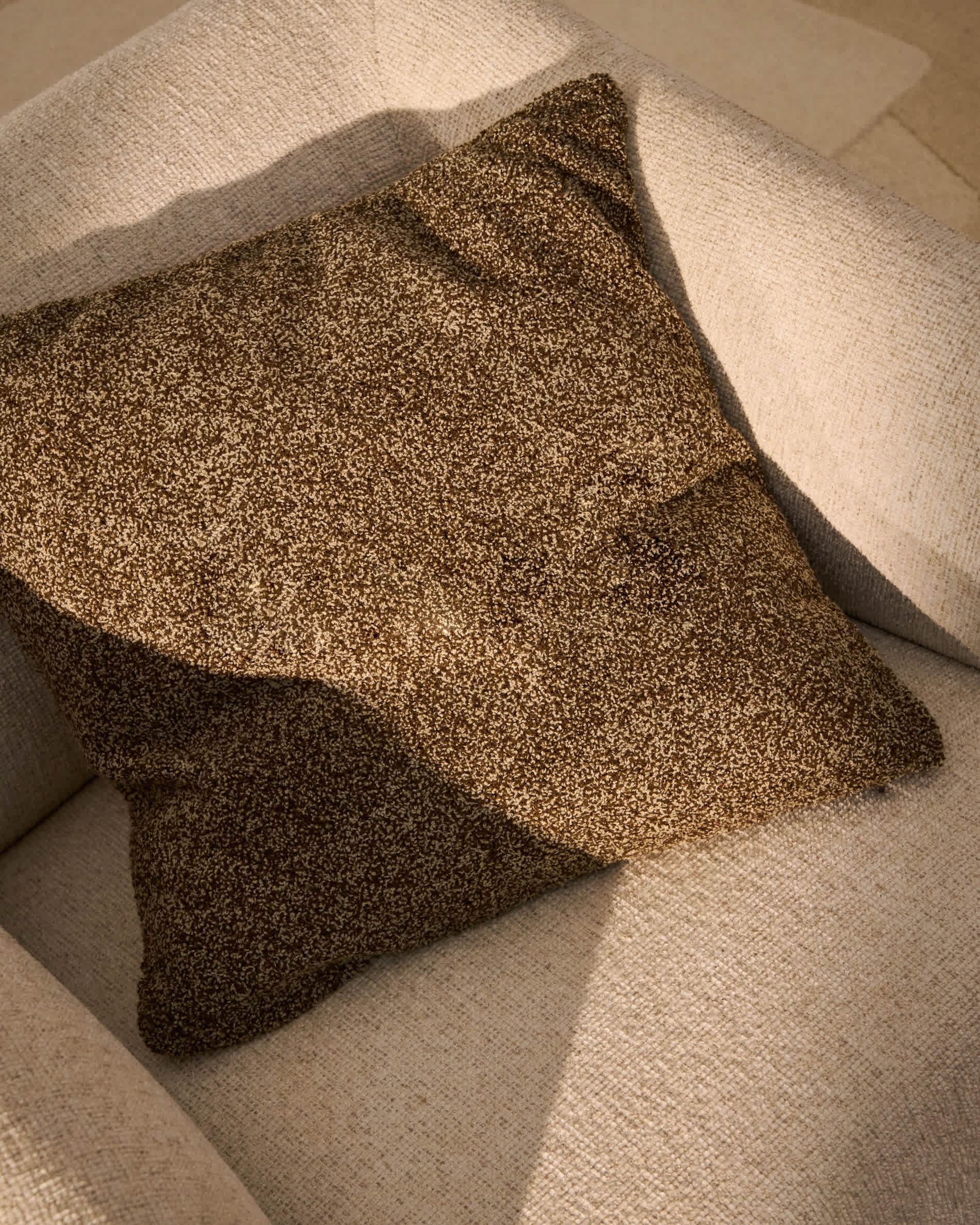 Olinan brown bouclé melange cushion cover 50 x 50 cm