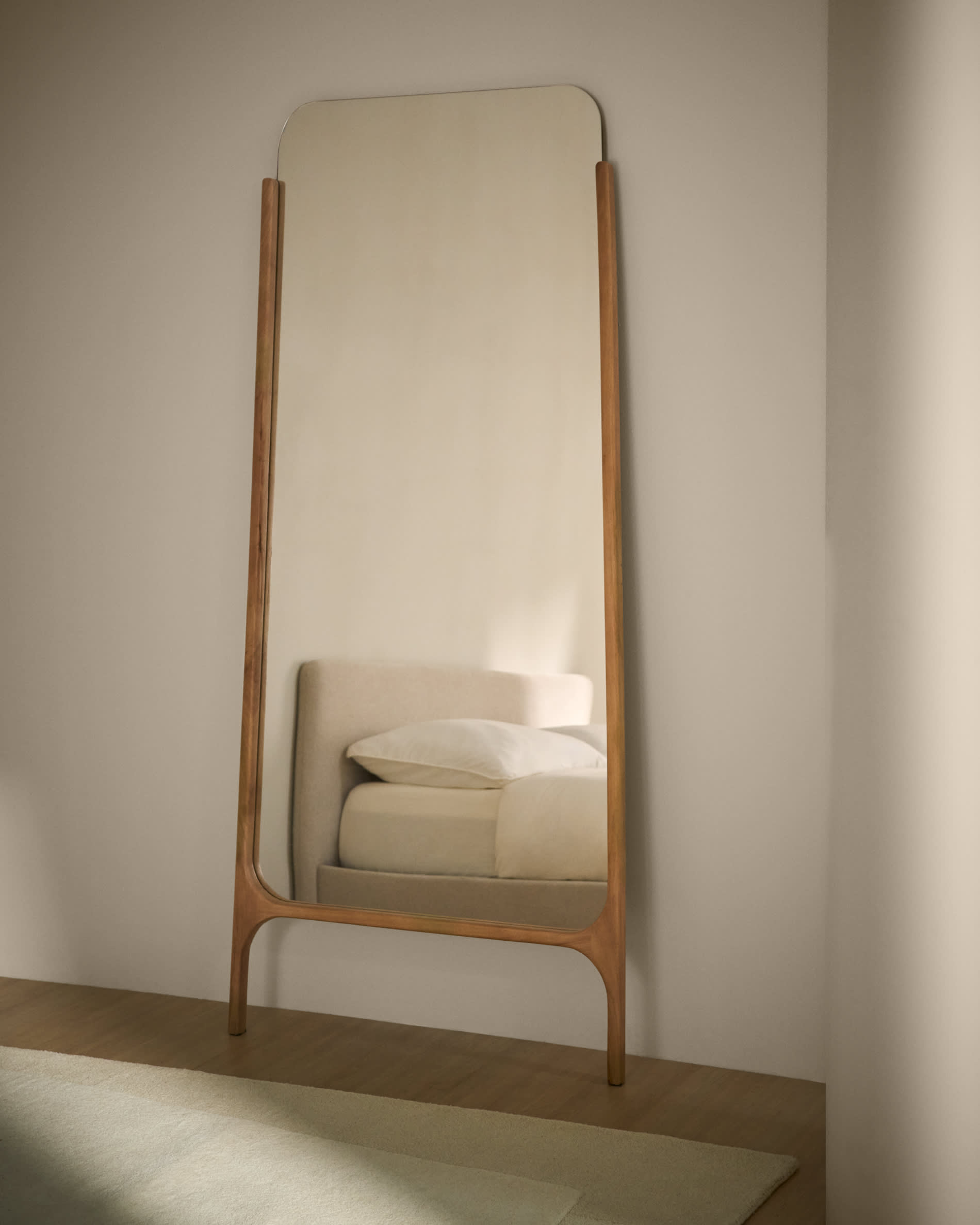 Aremi natural-coloured solid mango wood floor mirror 99 x 197 cm FSC 100%