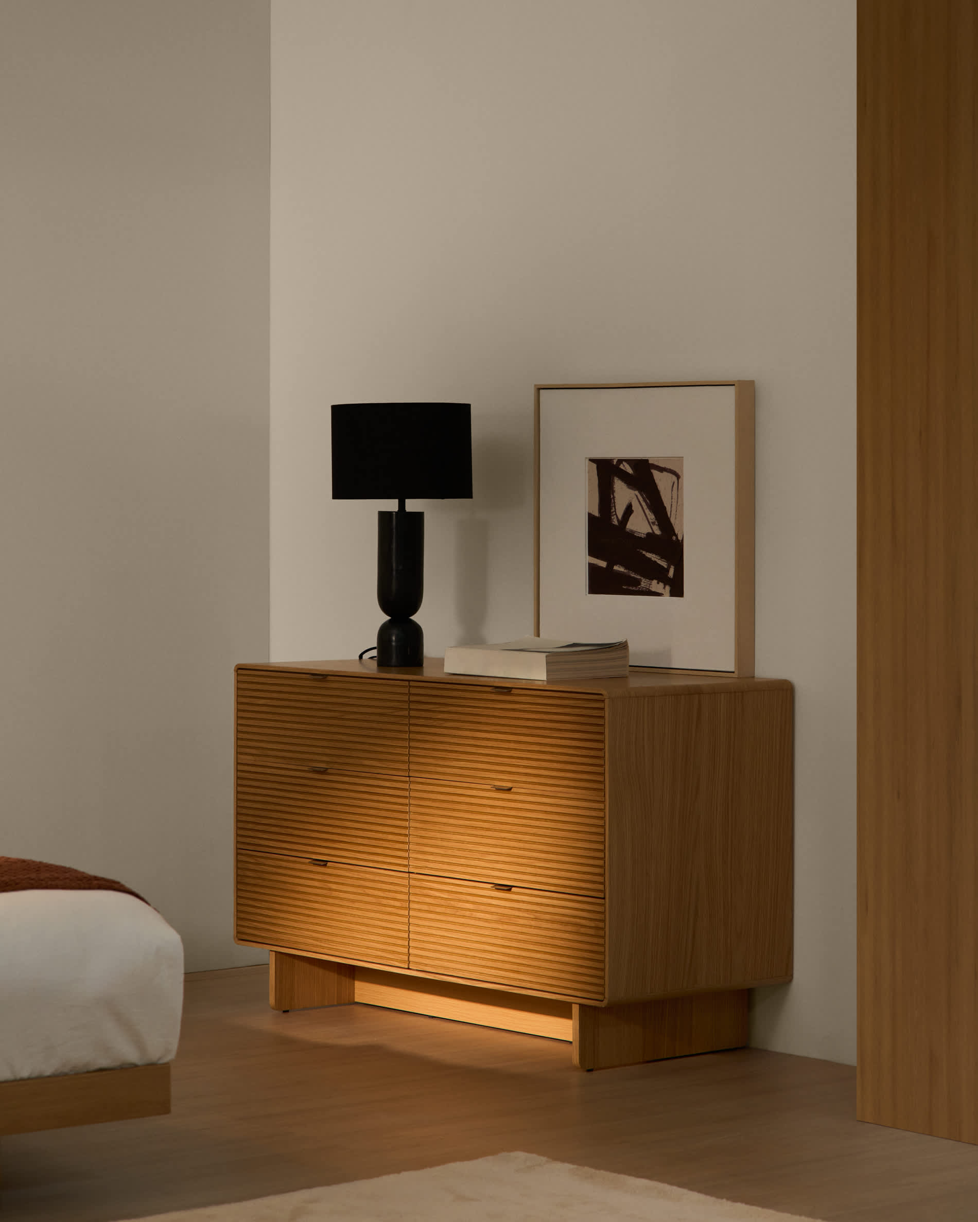 Norlen 6-drawer chest of drawers in oak veneer with natural finish FSC Mix Credit 120 x 75 cm